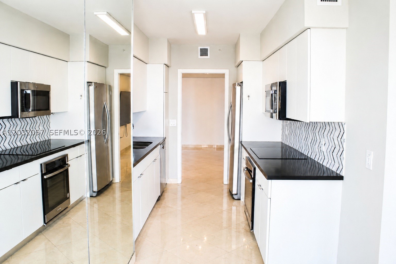 16400 Collins Ave #542 Sunny Isles Beach, FL 33160