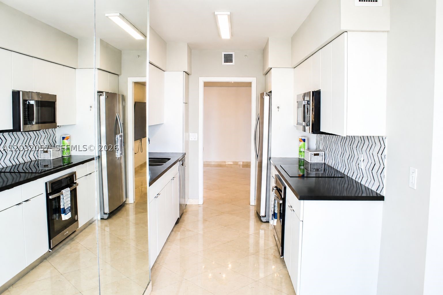 16400 Collins Ave #542 Sunny Isles Beach, FL 33160