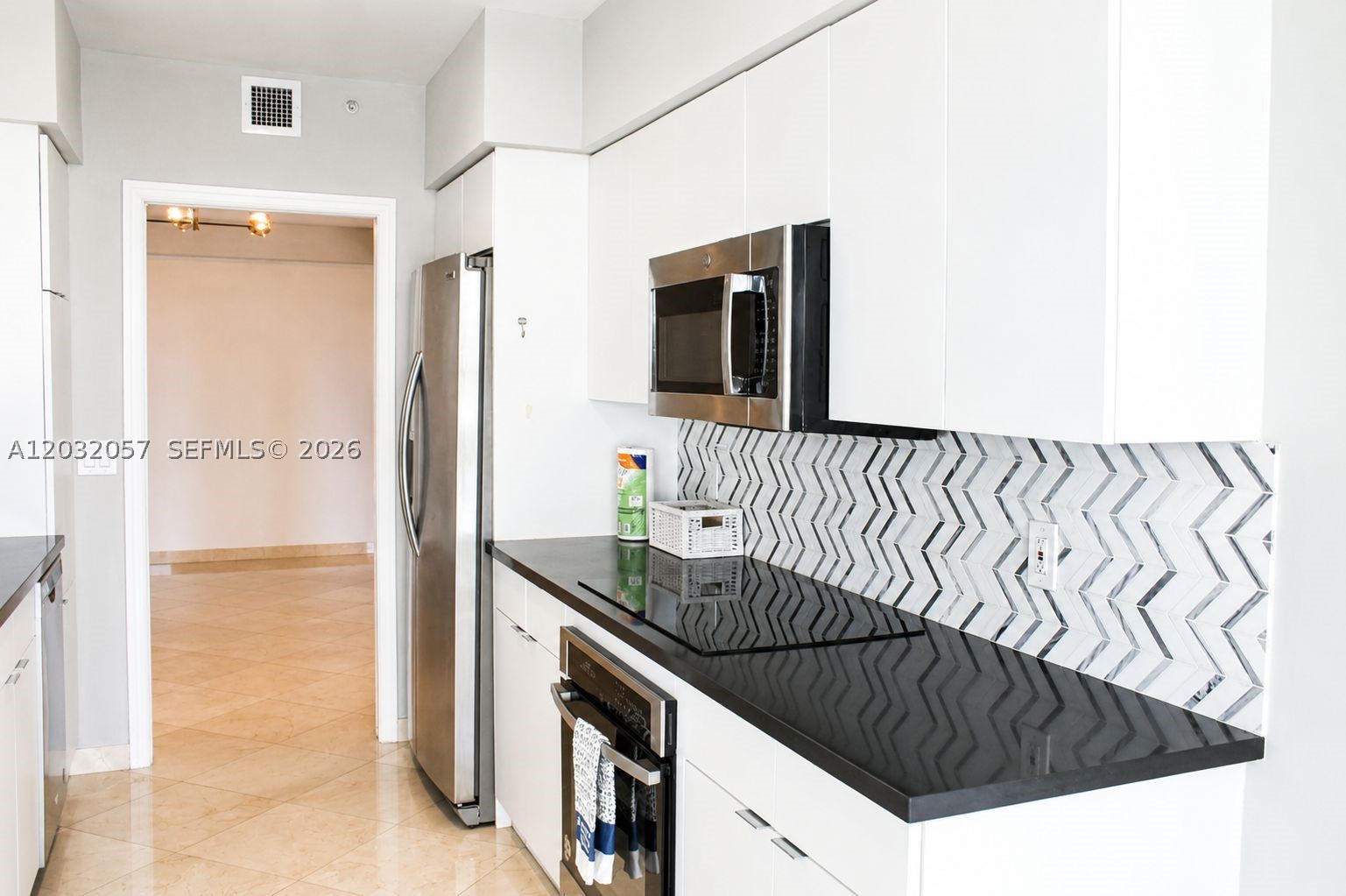 16400 Collins Ave #542 Sunny Isles Beach, FL 33160