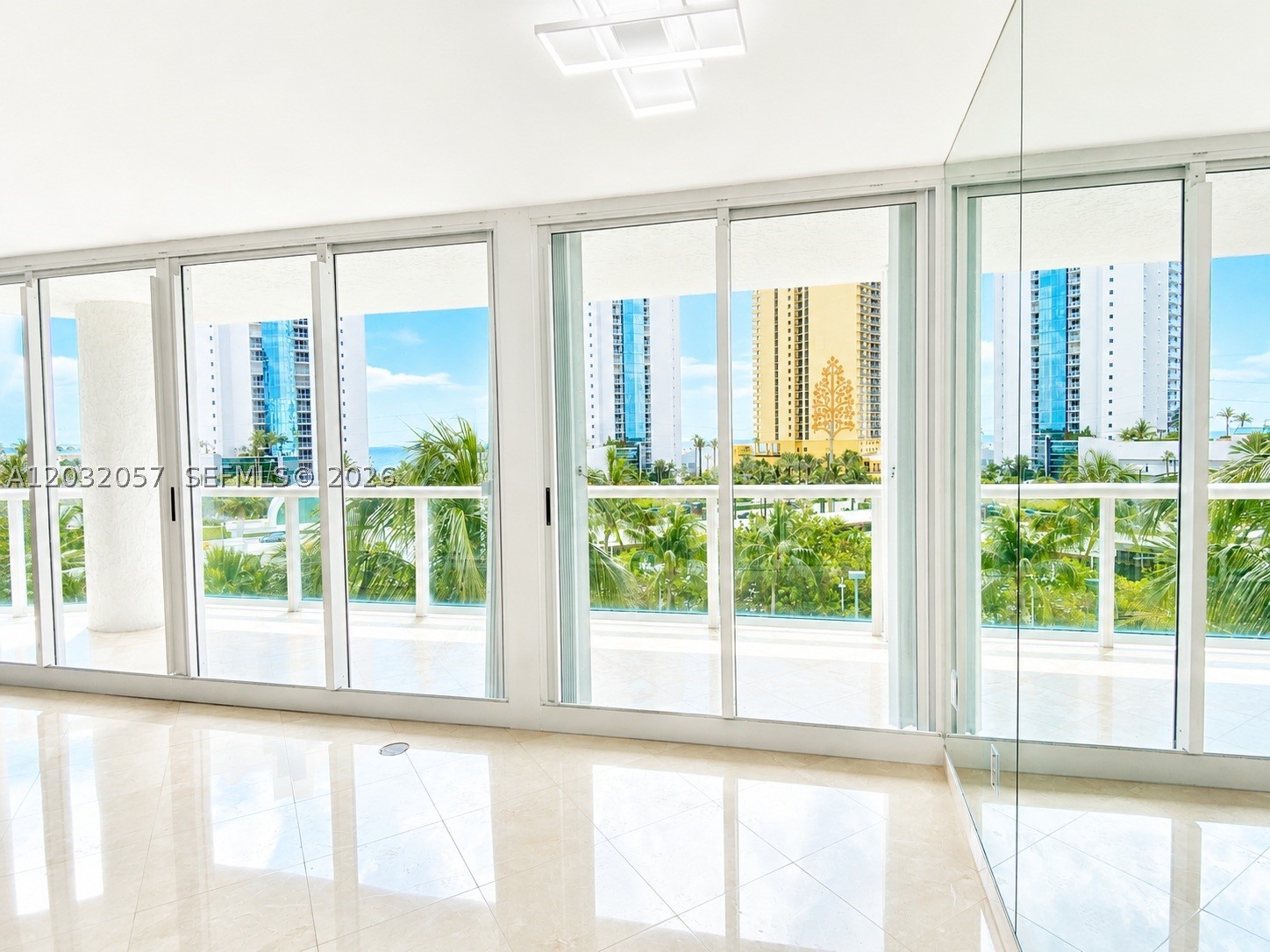 16400 Collins Ave #542 Sunny Isles Beach, FL 33160