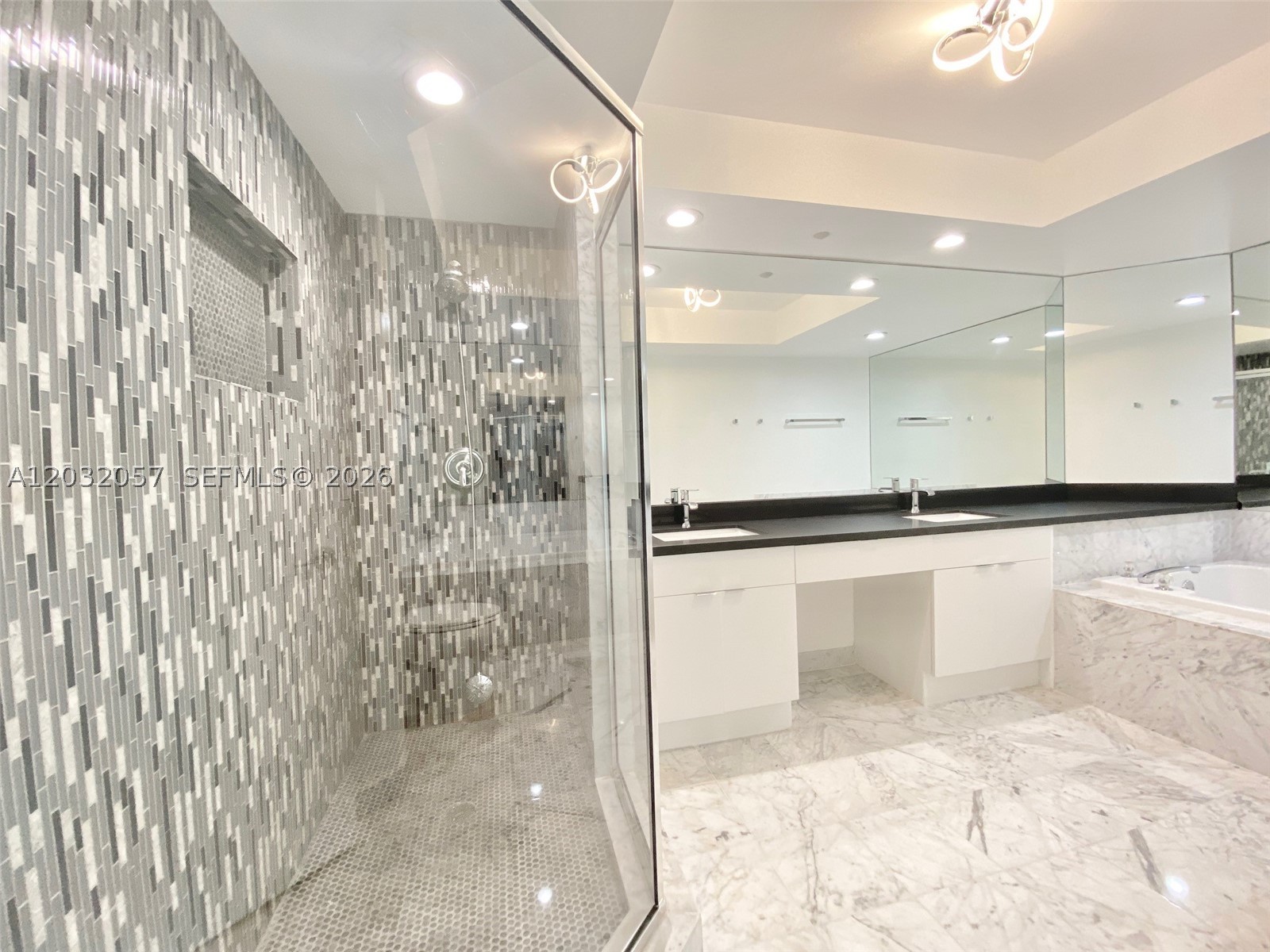 16400 Collins Ave #542 Sunny Isles Beach, FL 33160