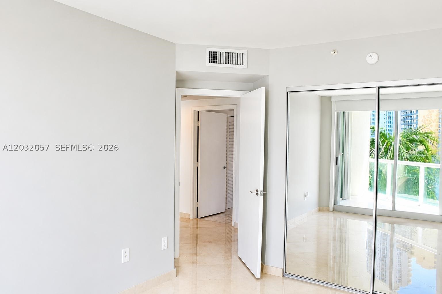 16400 Collins Ave #542 Sunny Isles Beach, FL 33160