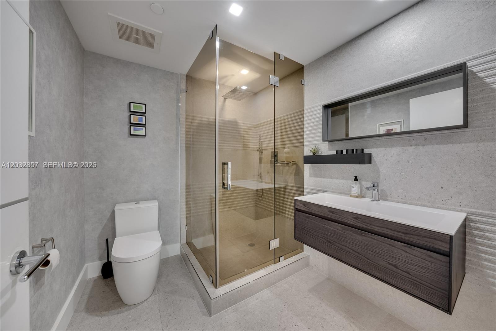 3201 NE 183rd #1806 Aventura, FL 33160