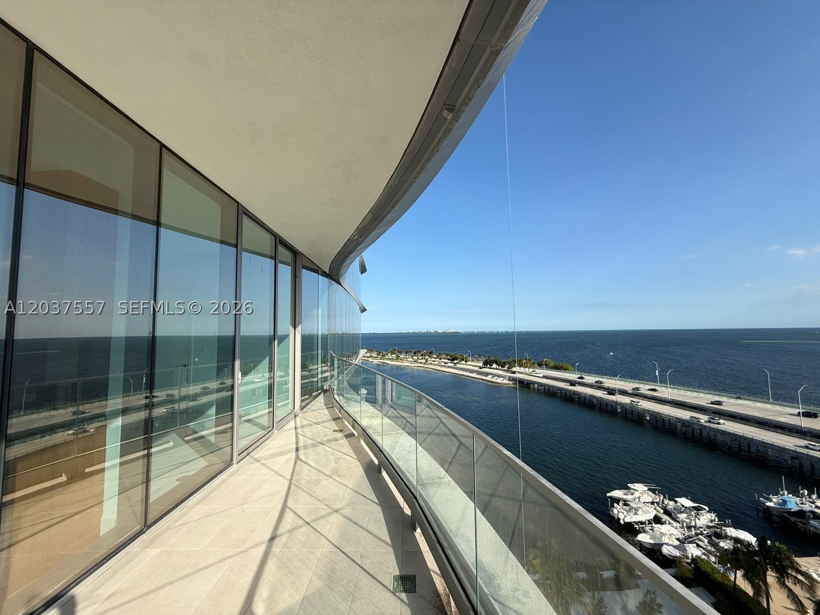 175 SE 25th Rd #903 Miami, FL 33129