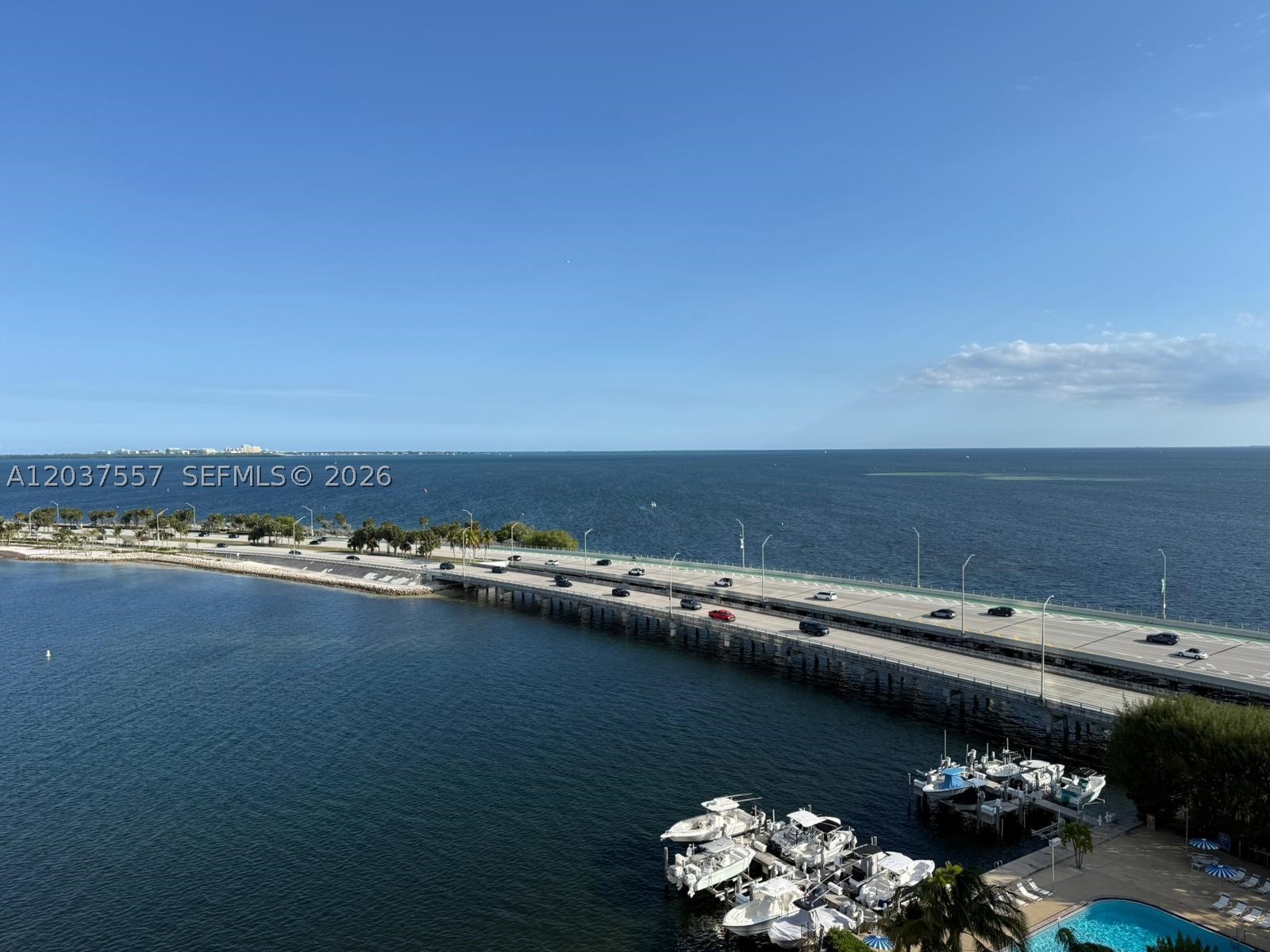 175 SE 25th Rd #903 Miami, FL 33129