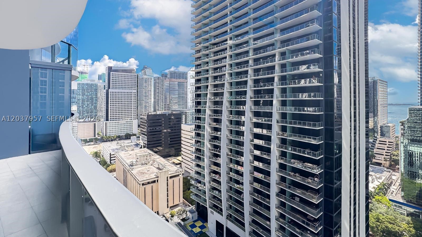 image Brickell Flatiron31
