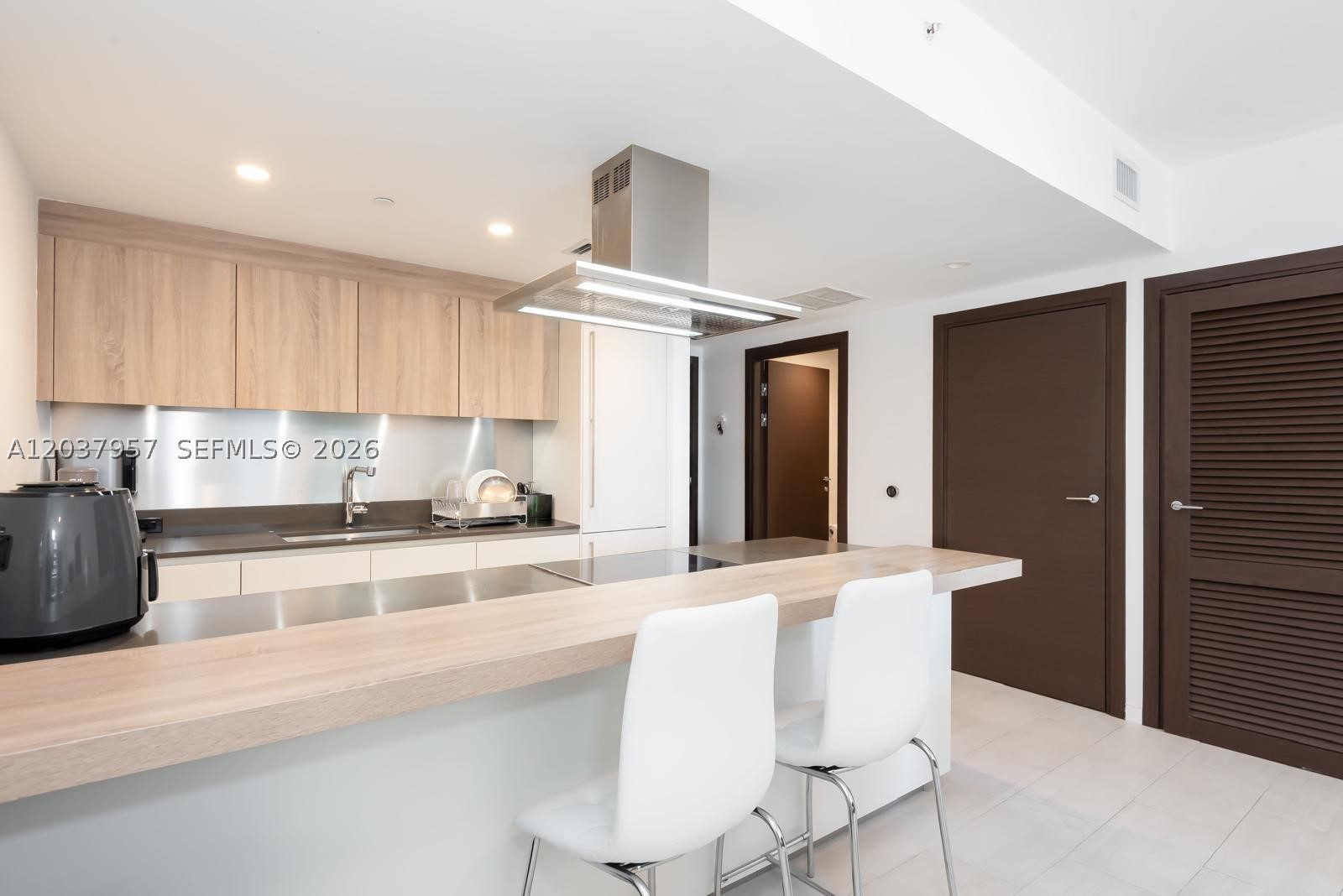 image Brickell Flatiron6