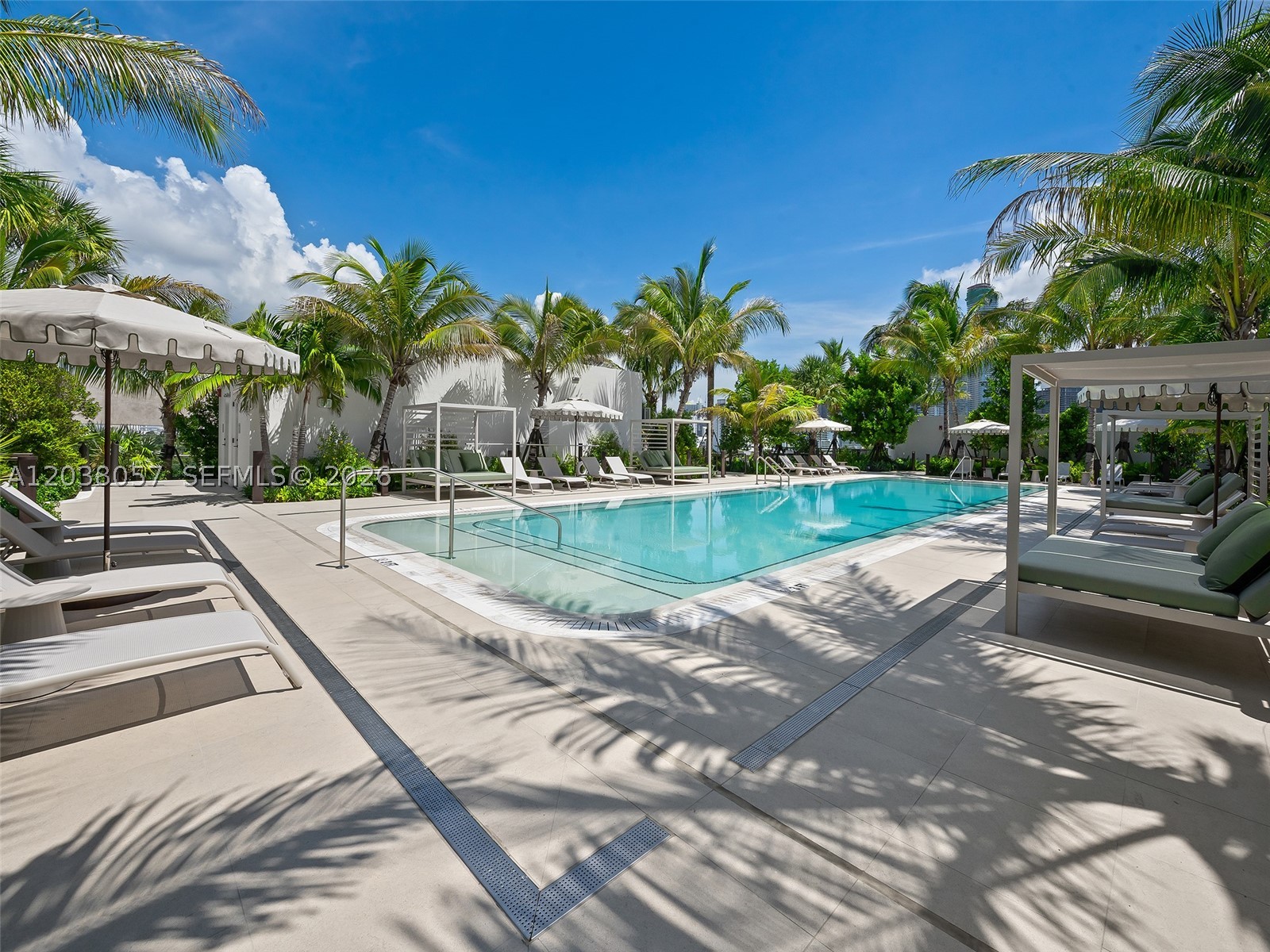 image 2200 Brickell38