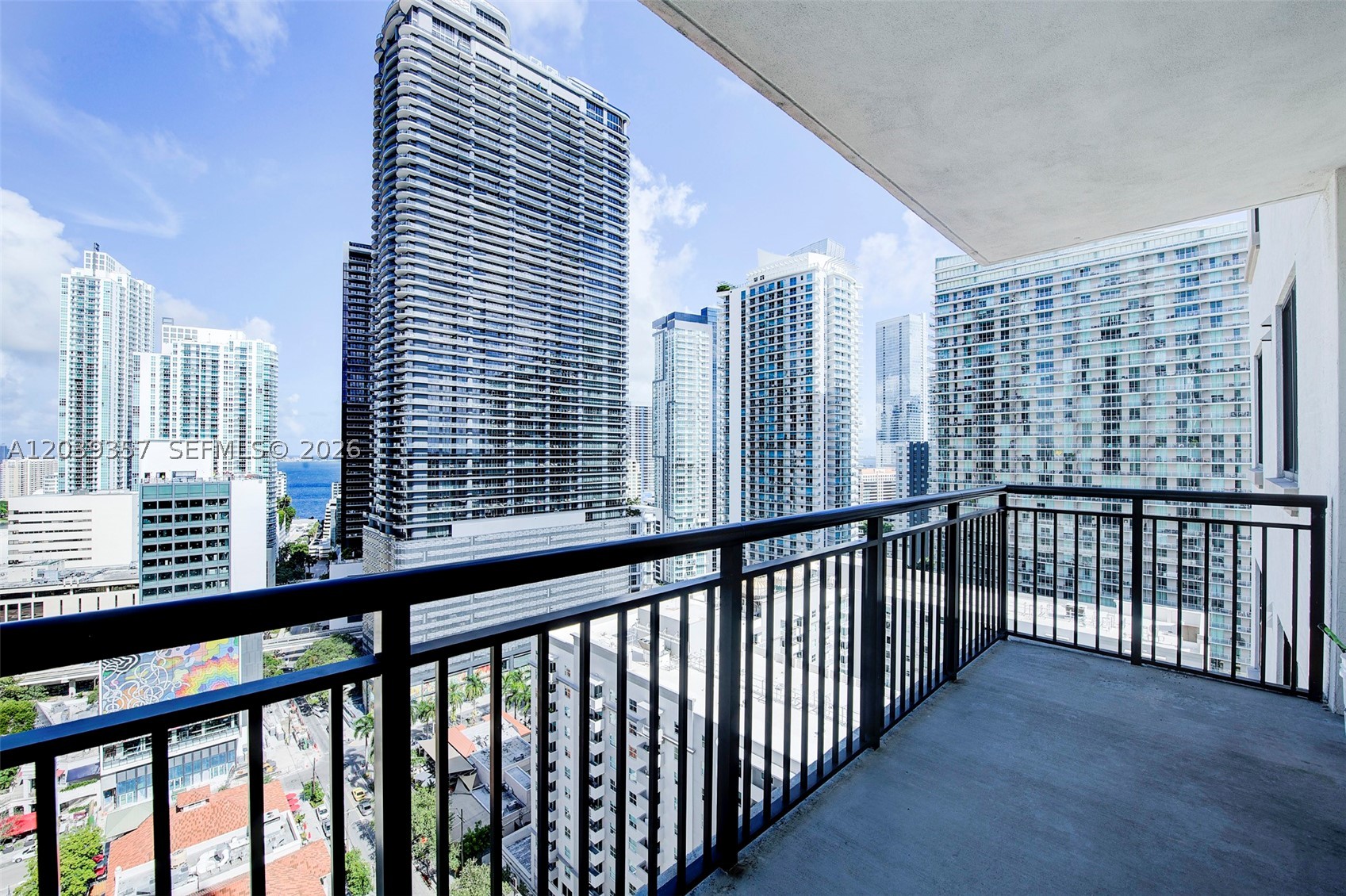 999 SW 1st Ave #2402 Miami, FL 33130