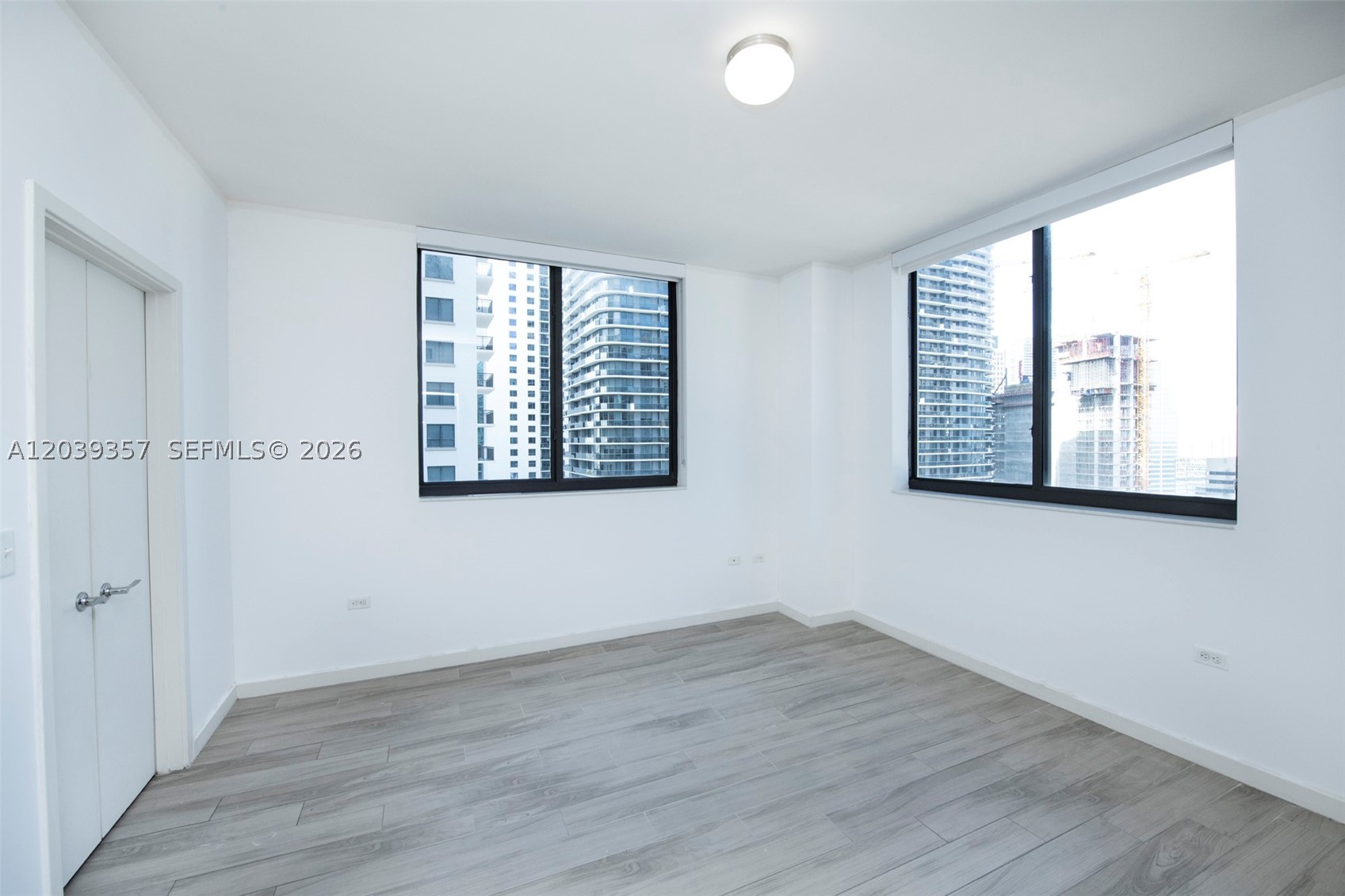 999 SW 1st Ave #2402 Miami, FL 33130
