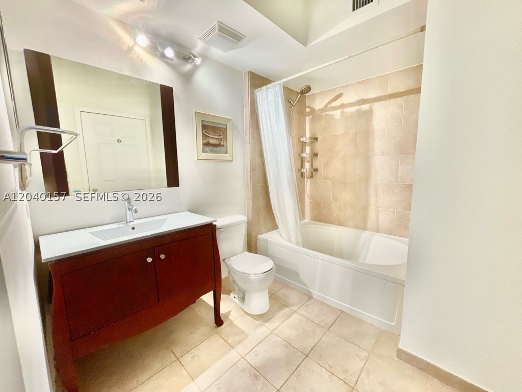 17150 N Bay Rd #2912 Sunny Isles Beach, FL 33160