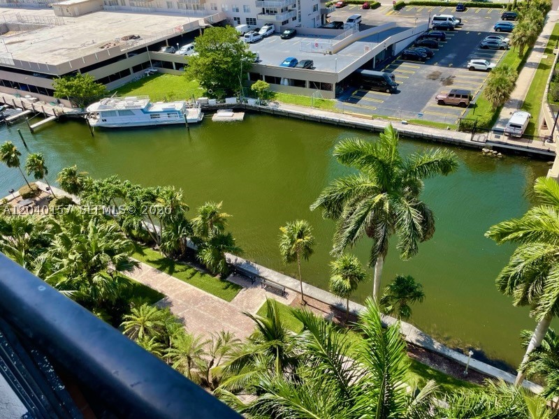 17150 N Bay Rd #2912 Sunny Isles Beach, FL 33160