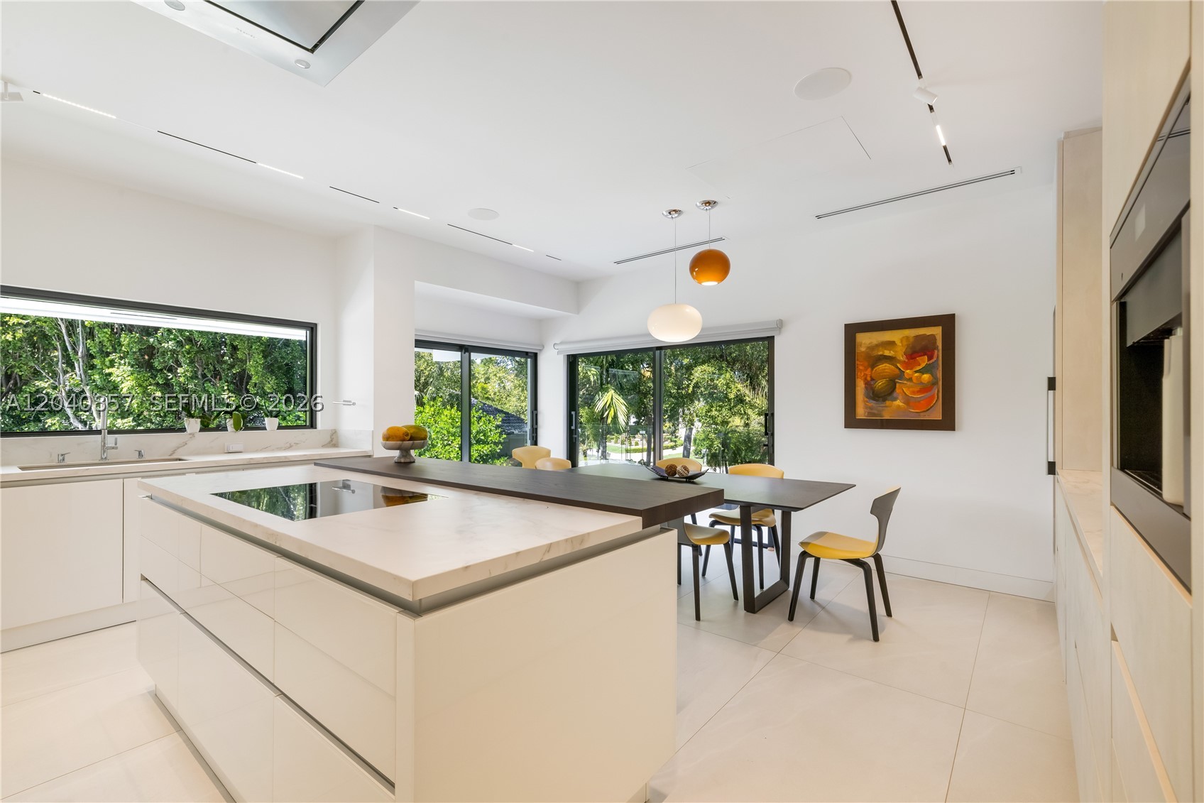 7180 E Lago Dr Coral Gables, FL 33143