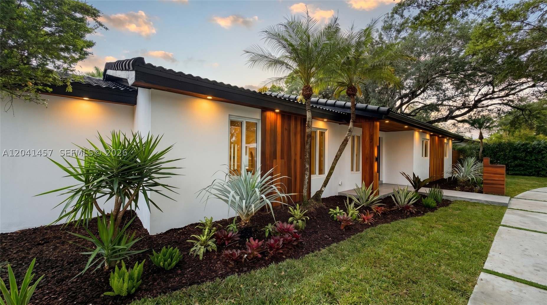 15321 SW 82nd Ave Palmetto Bay, FL 33157