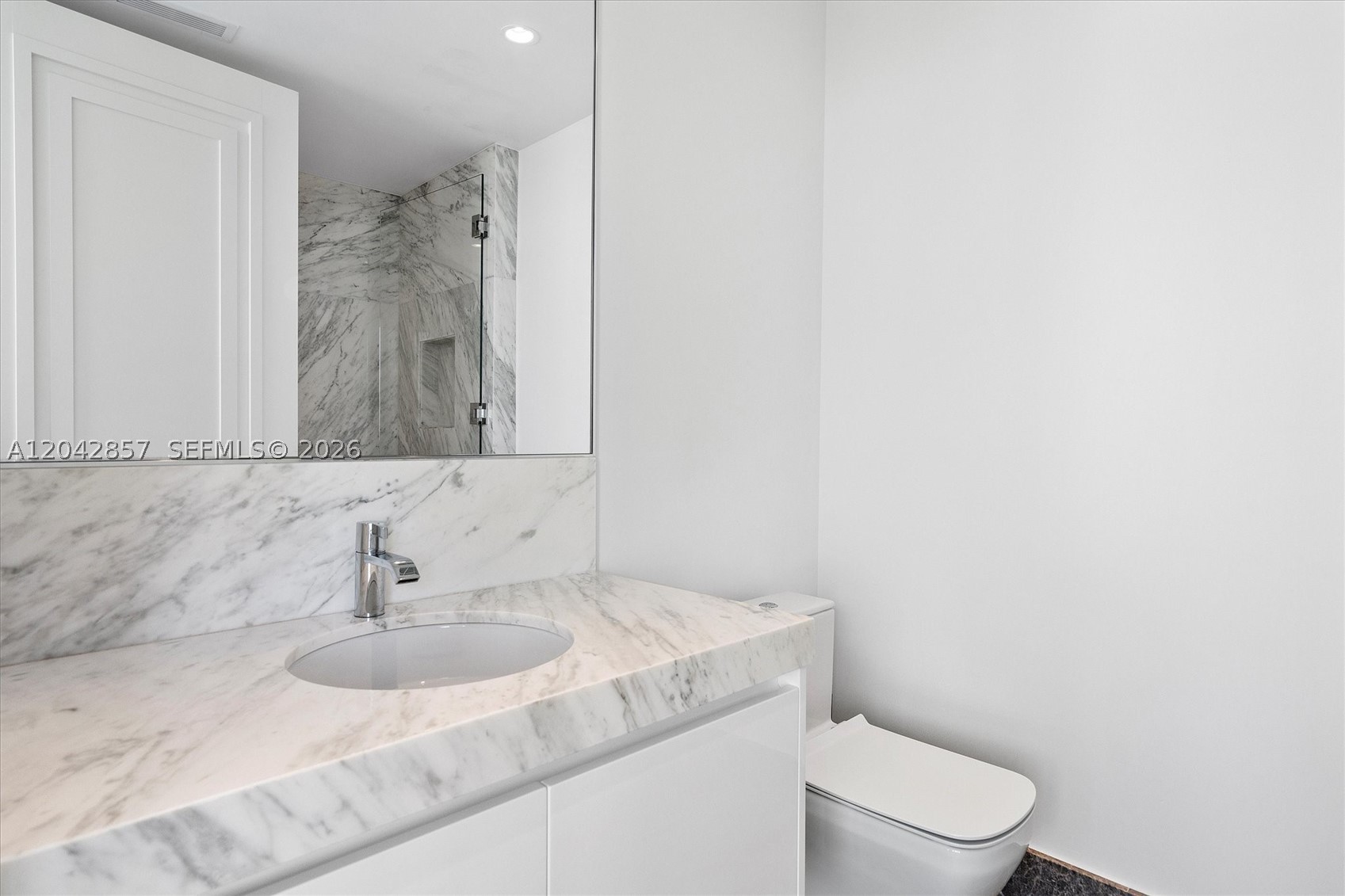 17901 Collins Ave #902 Sunny Isles Beach, FL 33160