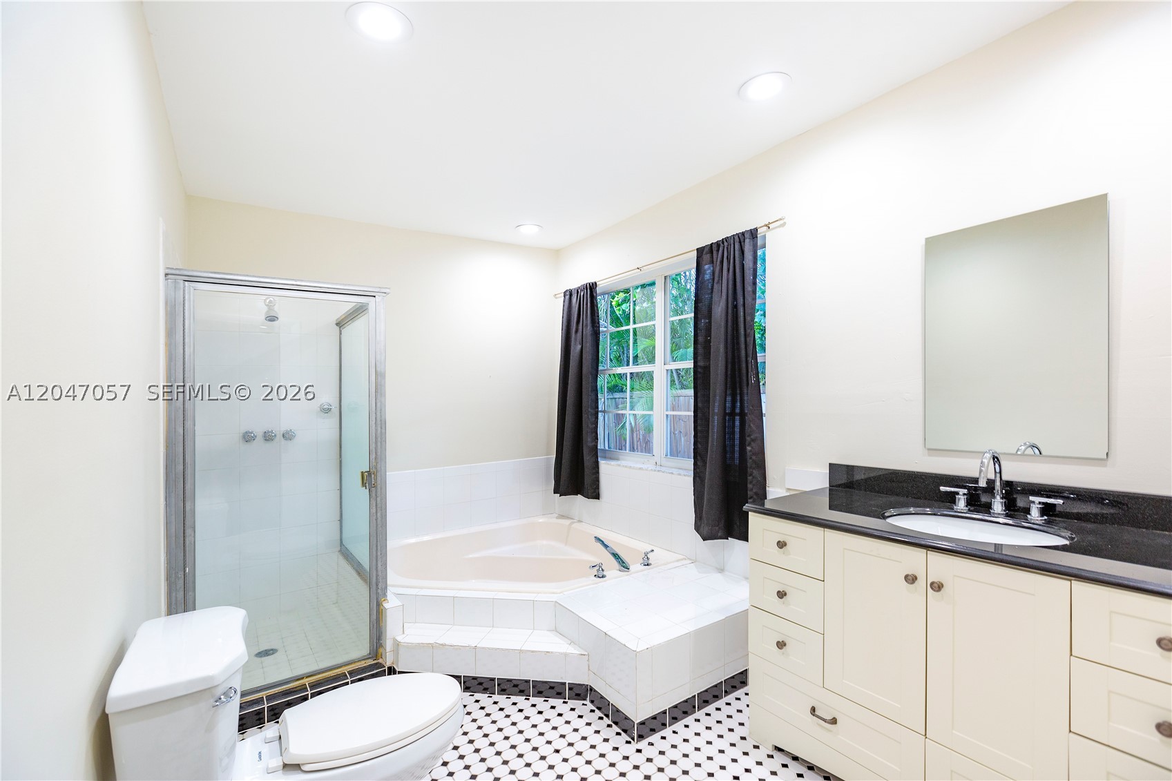 5451 SW 80th St Miami, FL 33143
