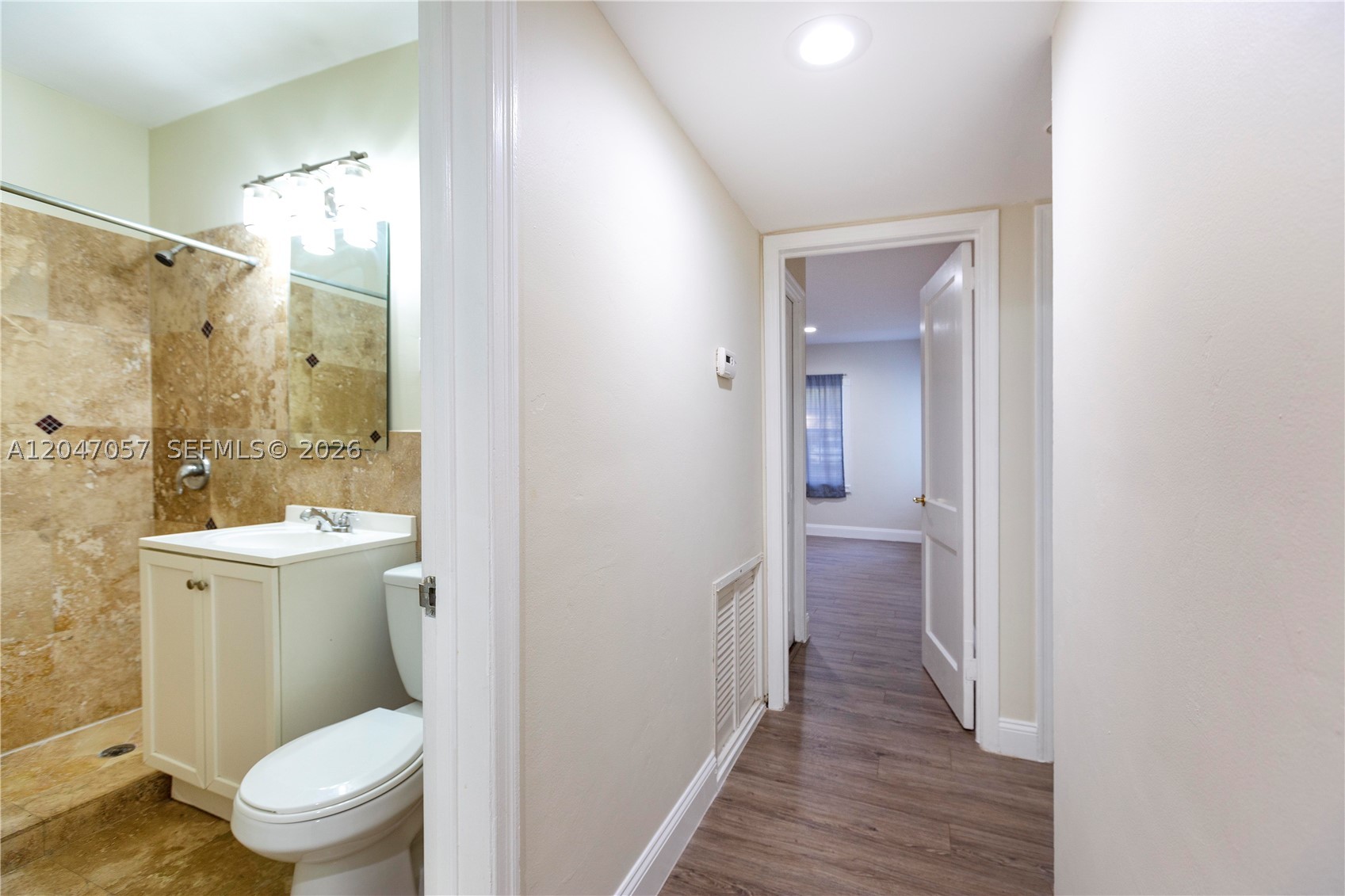 5451 SW 80th St Miami, FL 33143