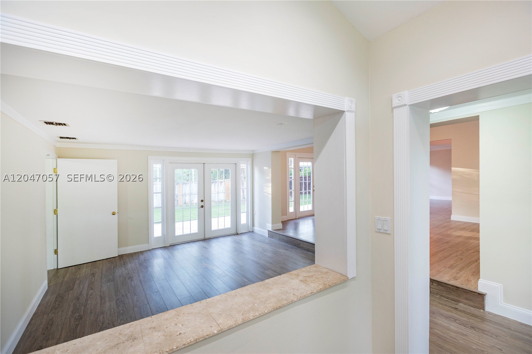5451 SW 80th St Miami, FL 33143