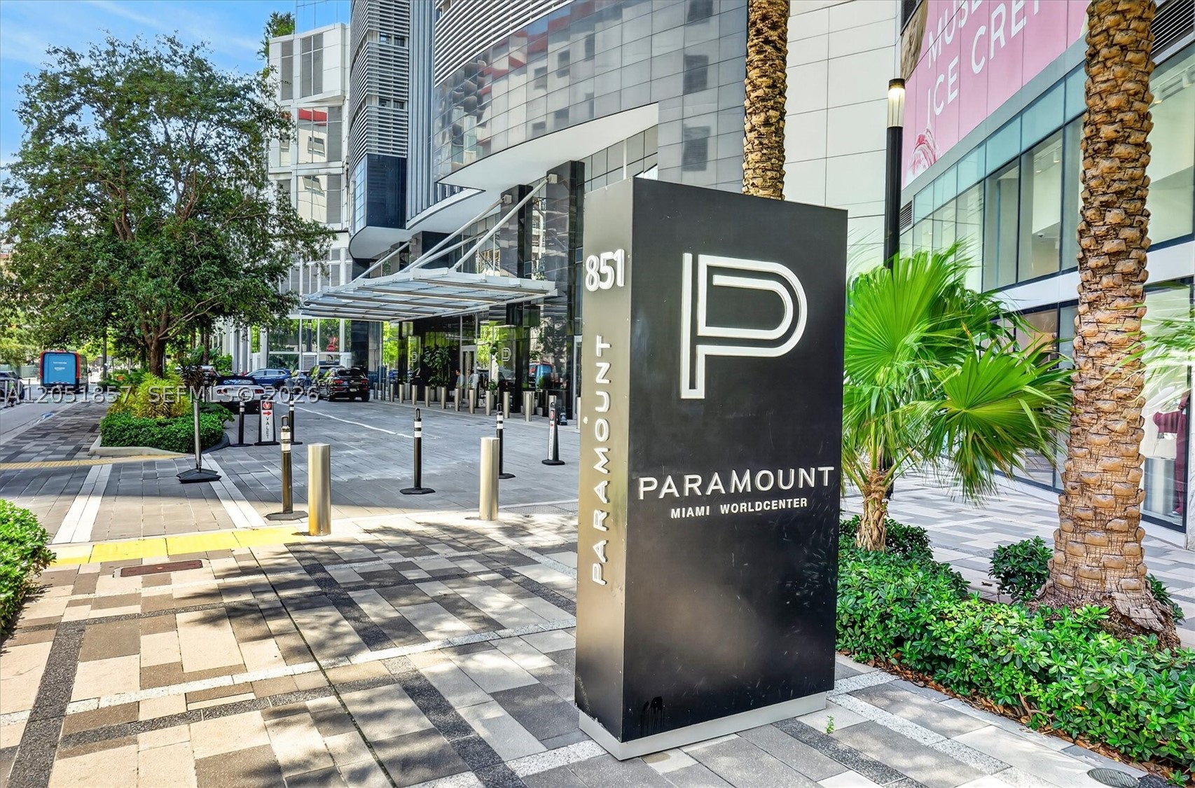 image Paramount Miami Worldcenter25