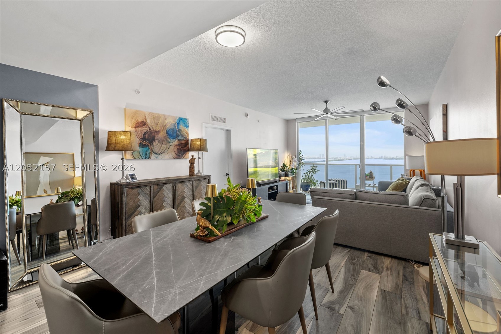image Bay House13
