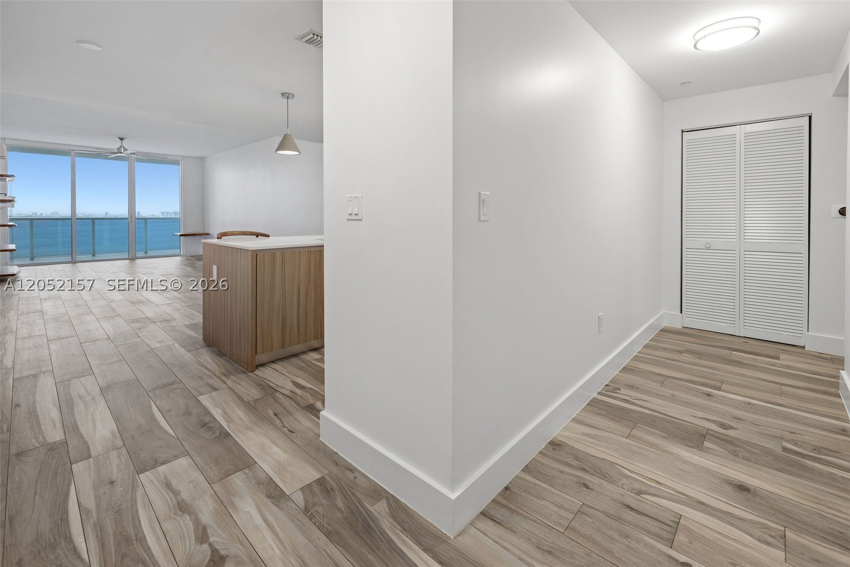 image Bay House36
