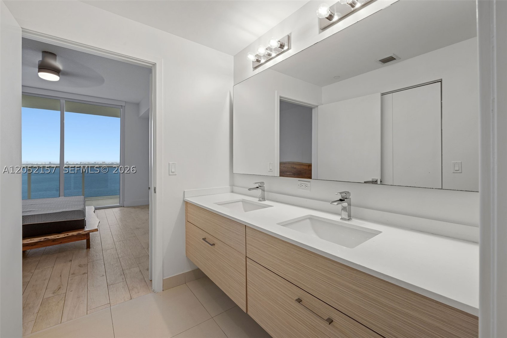 image Bay House39