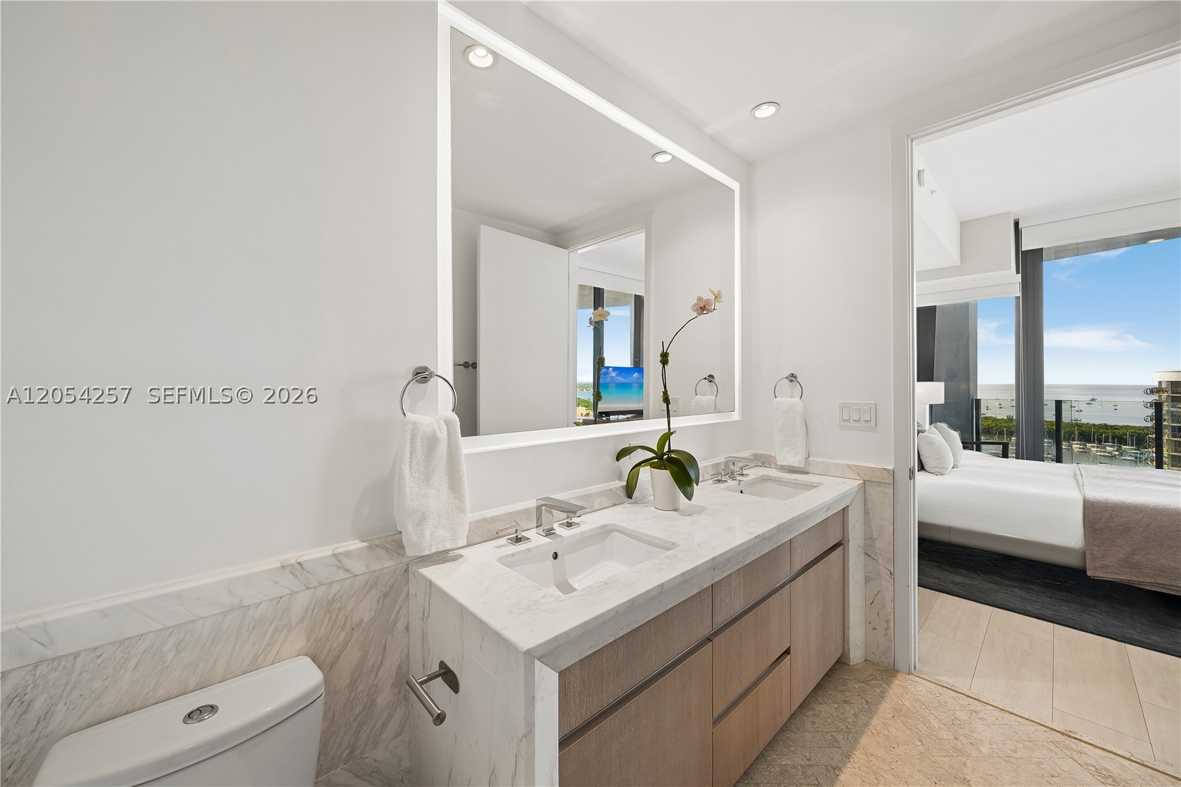 2831 S Bayshore Dr #1701 Coconut Grove, FL 33133