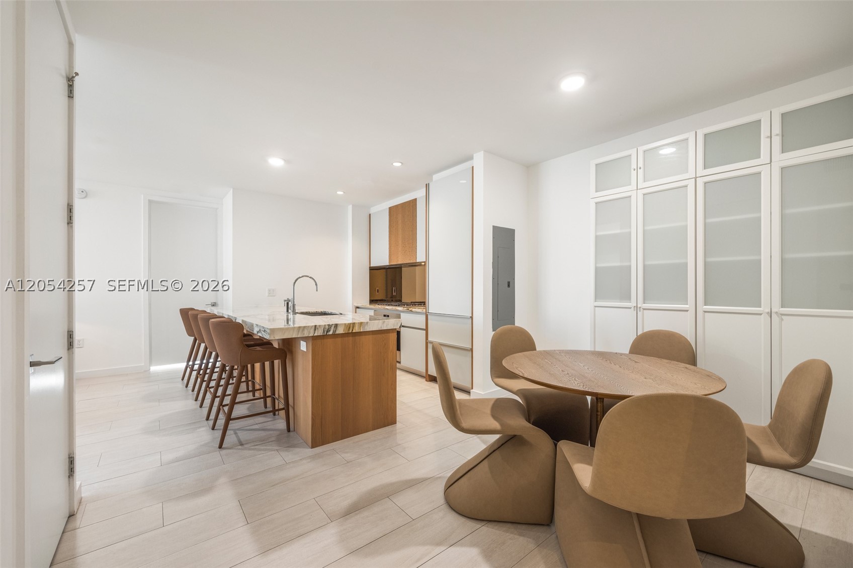 2831 S Bayshore Dr #1701 Coconut Grove, FL 33133