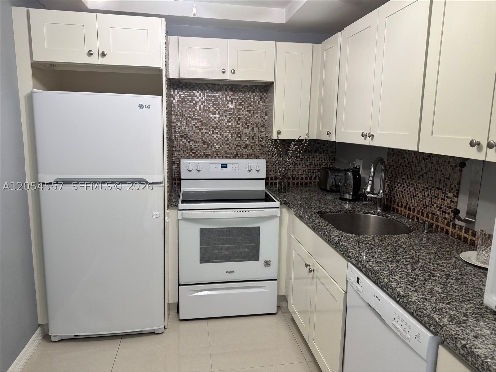 20335 W Country Clb Dr #1206 Aventura, FL 33180