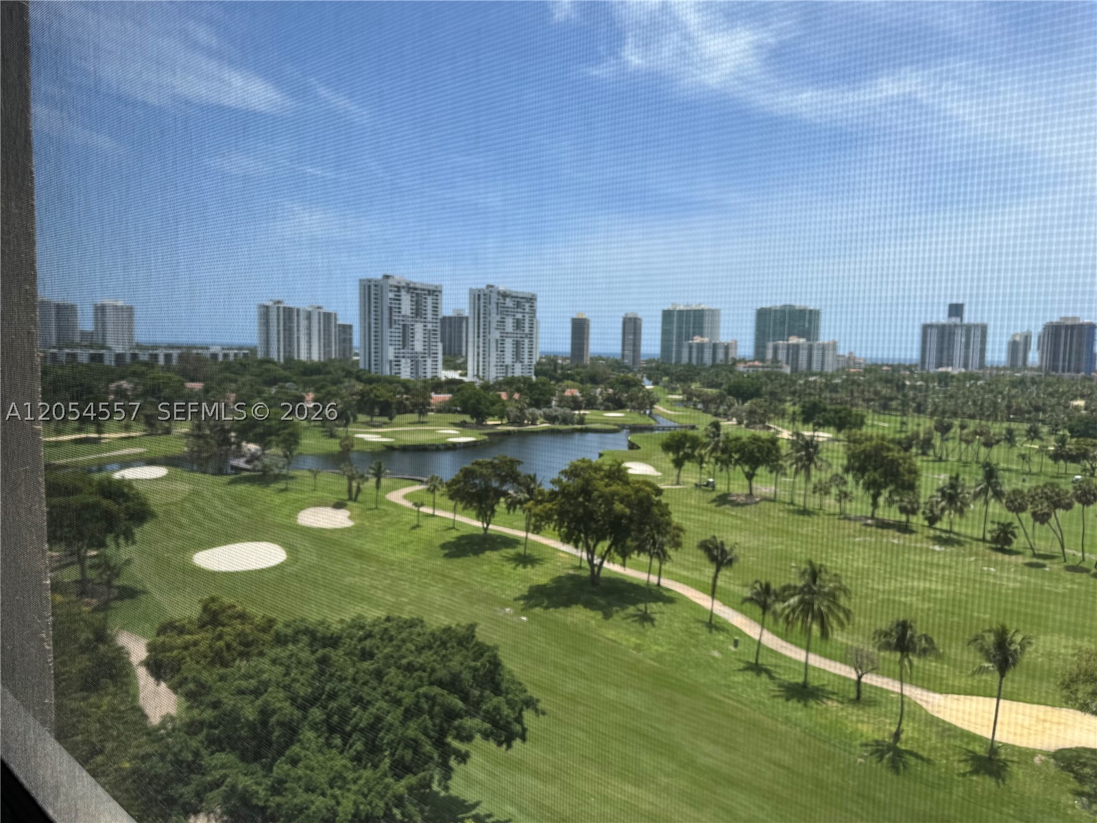 20335 W Country Clb Dr #1206 Aventura, FL 33180