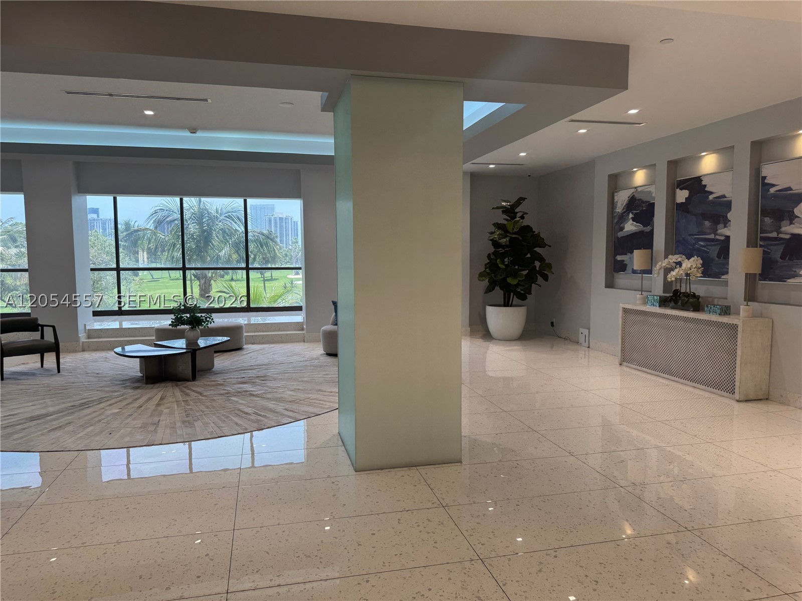 20335 W Country Clb Dr #1206 Aventura, FL 33180