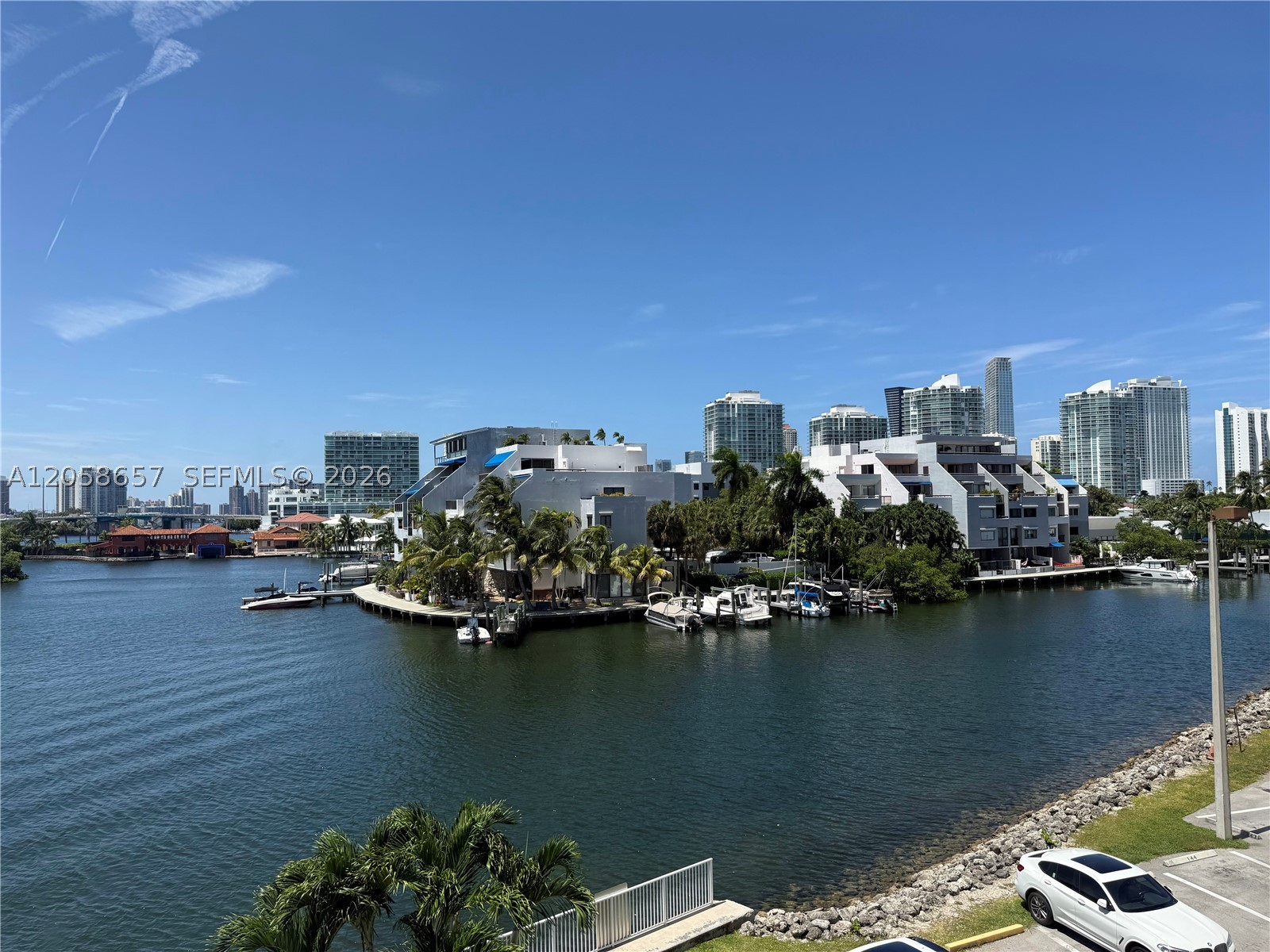 400 Kings Pt Dr #311