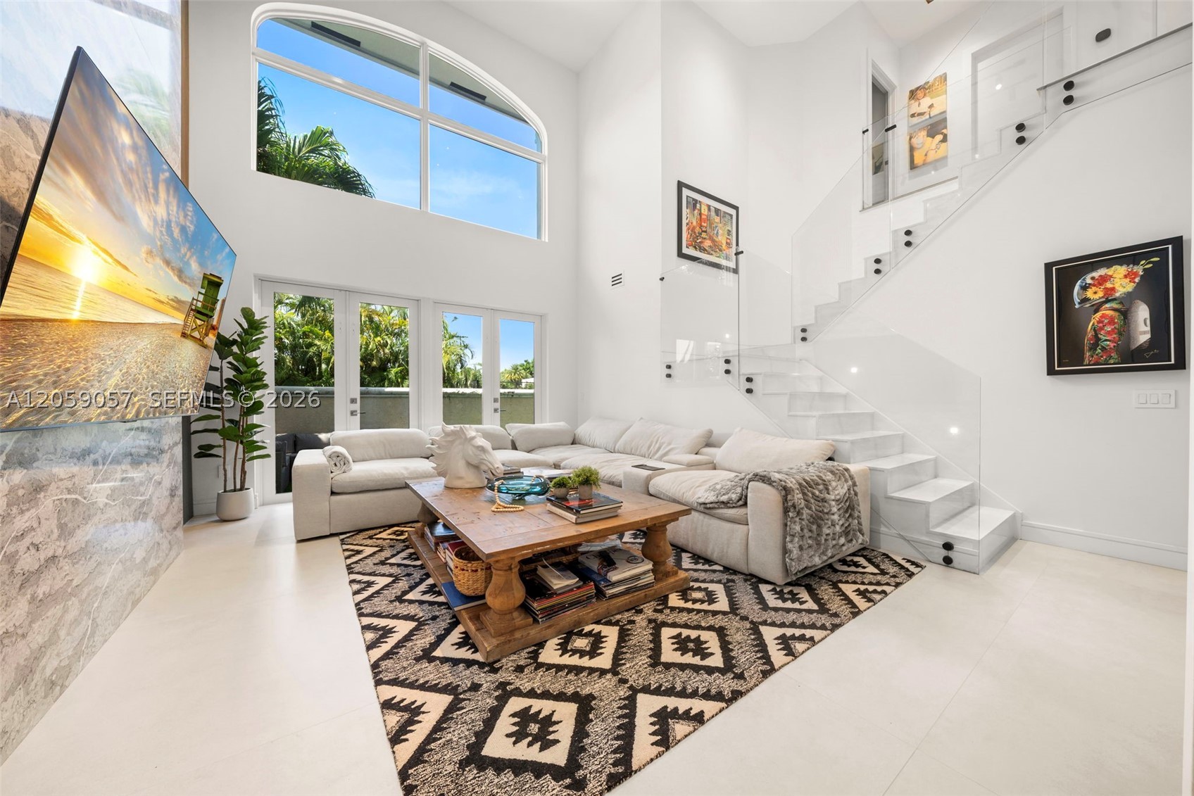 4027 194th Trl Sunny Isles Beach, FL 33160