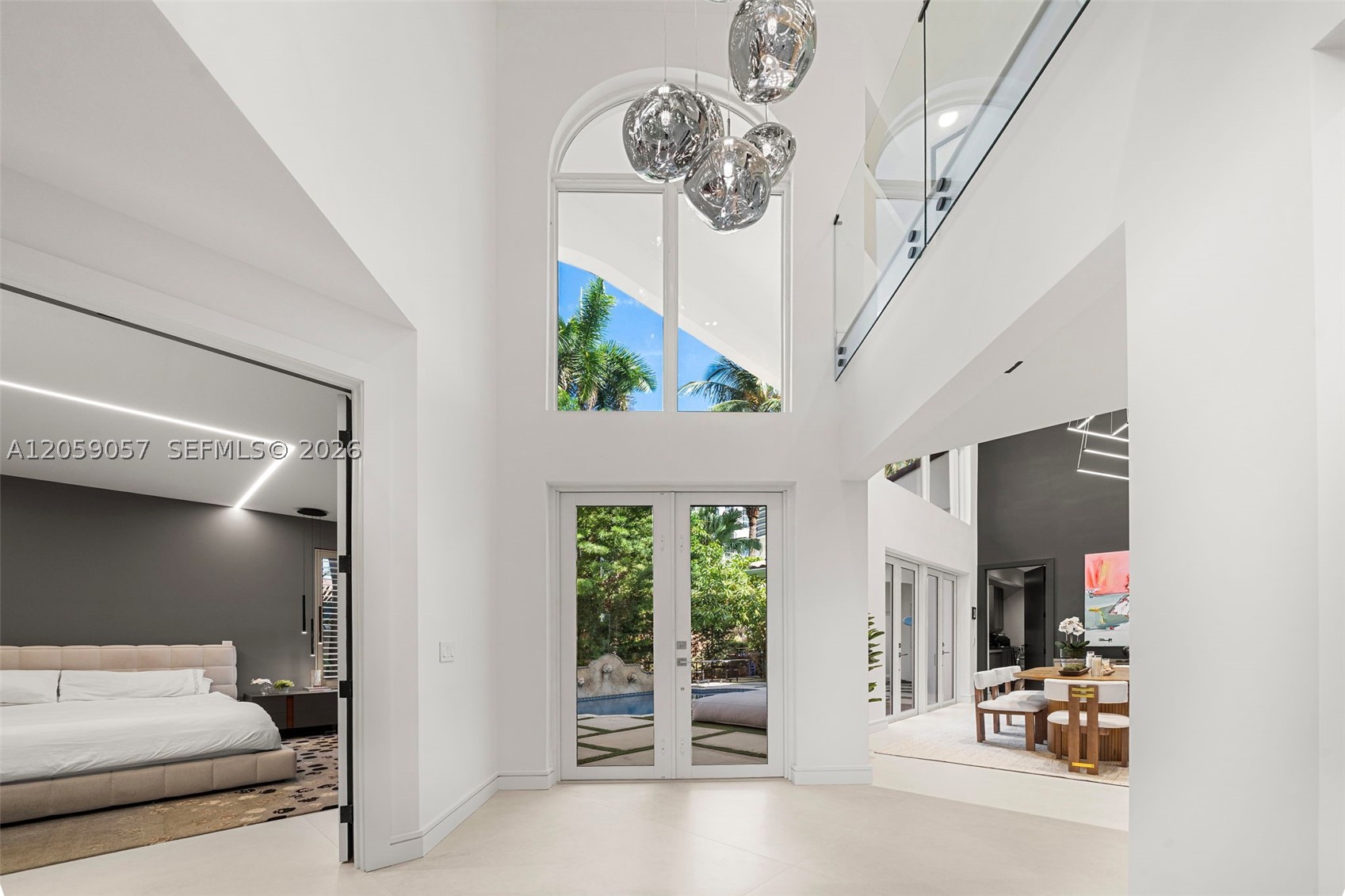 4027 194th Trl Sunny Isles Beach, FL 33160