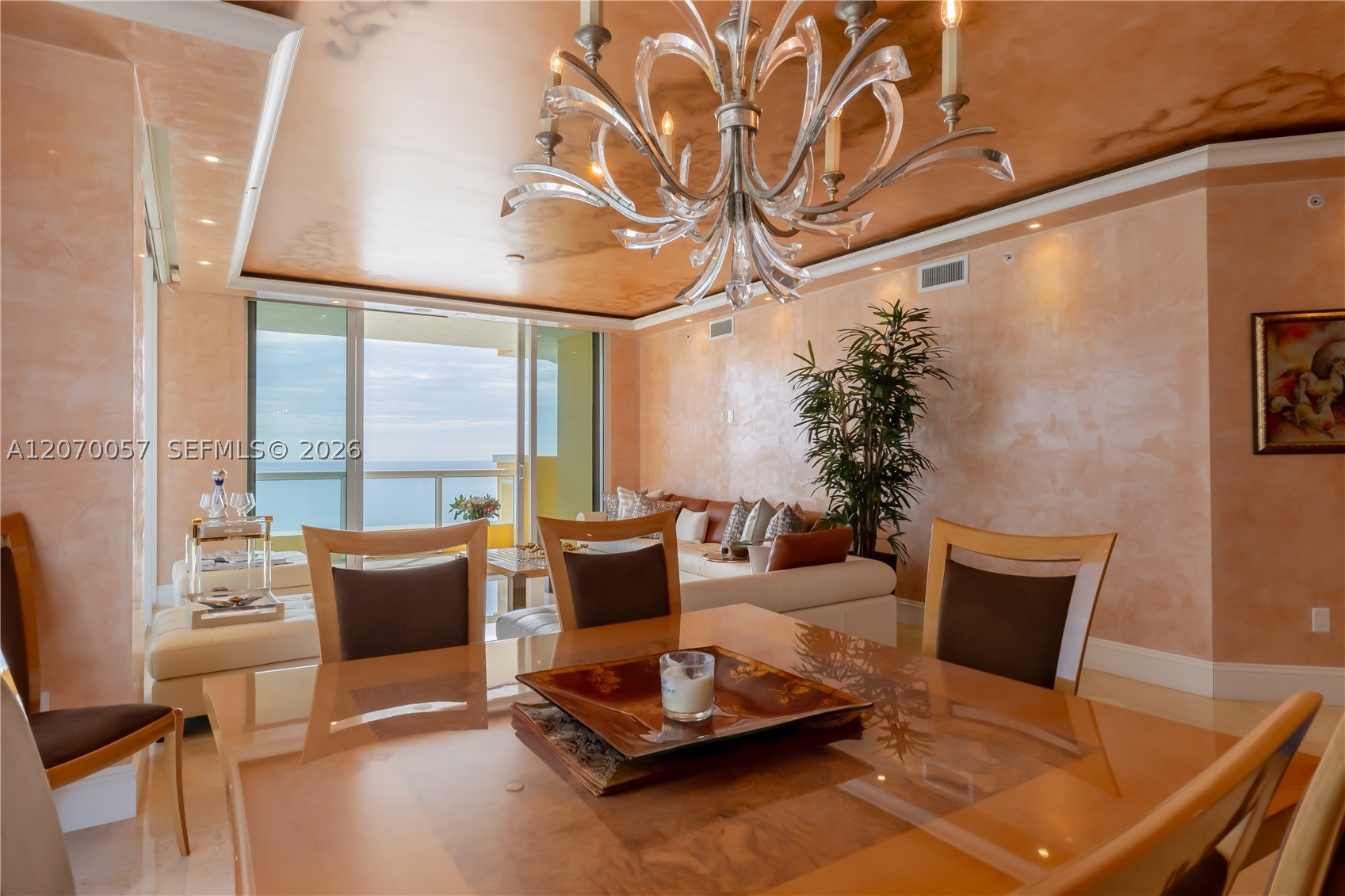 image Acqualina Residences9