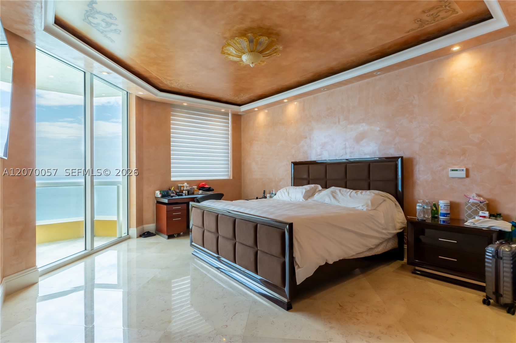 image Acqualina Residences16