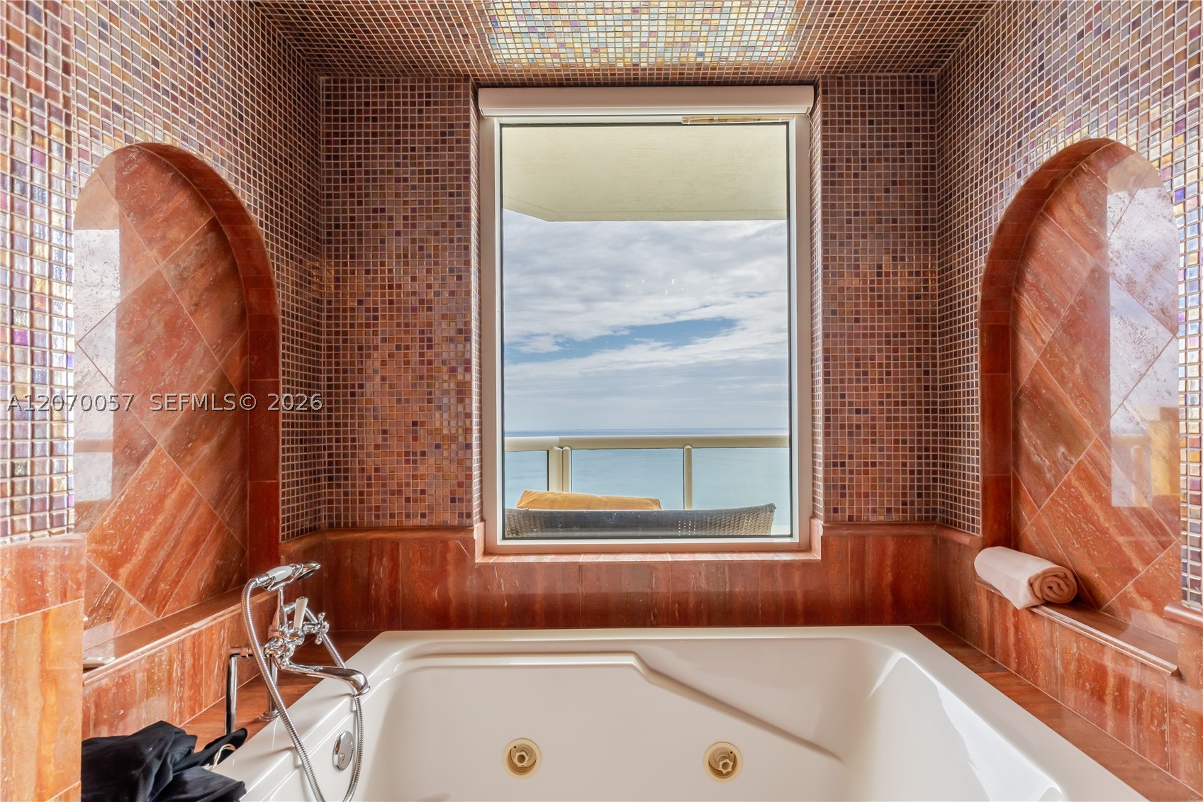 image Acqualina Residences21