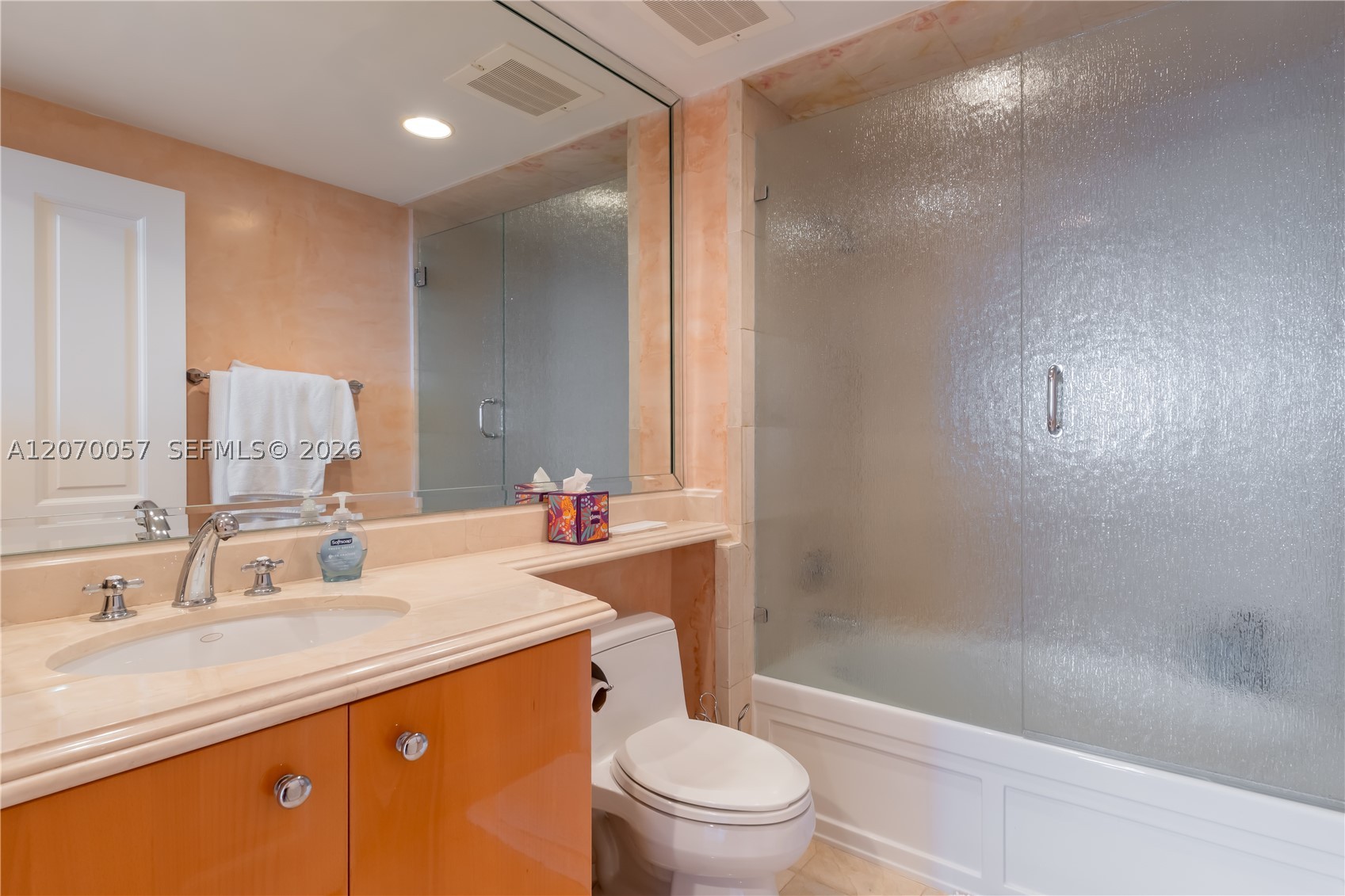 image Acqualina Residences26