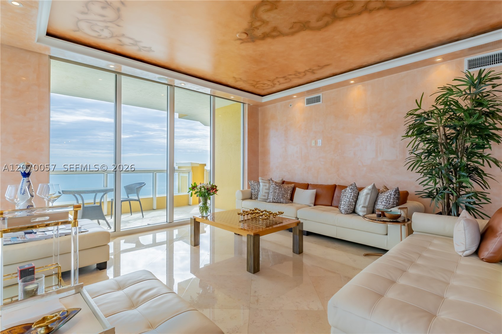 image Acqualina Residences7
