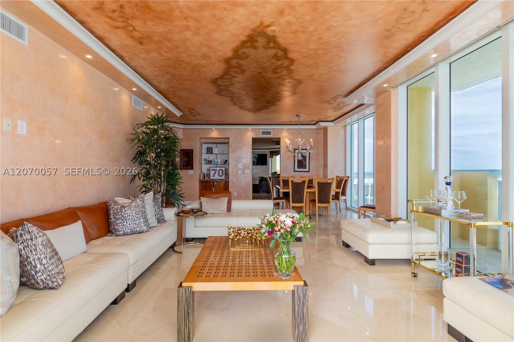 image Acqualina Residences8