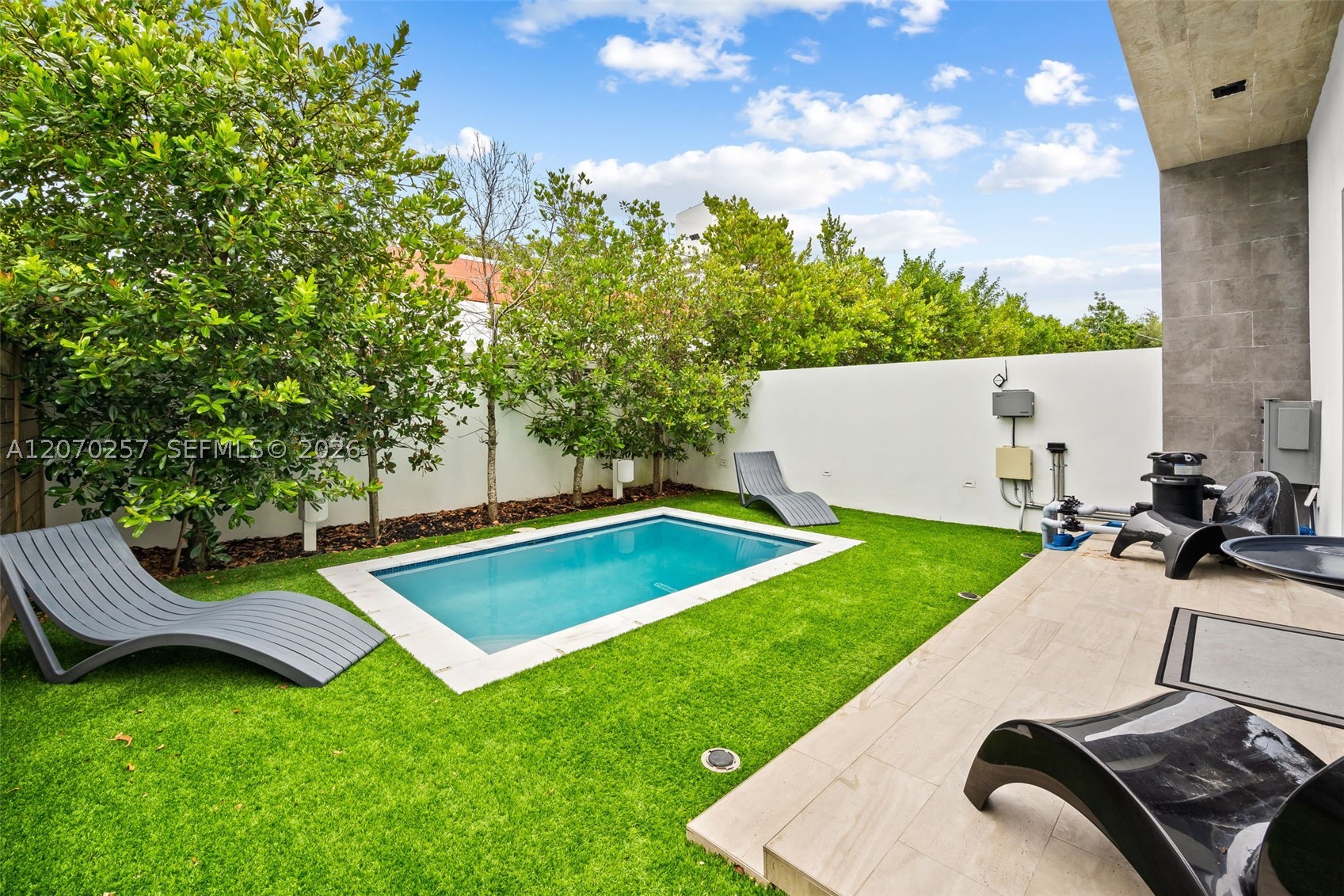1519 SW 22nd Ter #1519 Miami, FL 33145