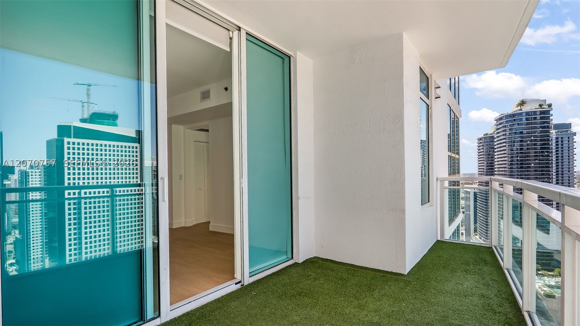 image The Plaza on Brickell West19