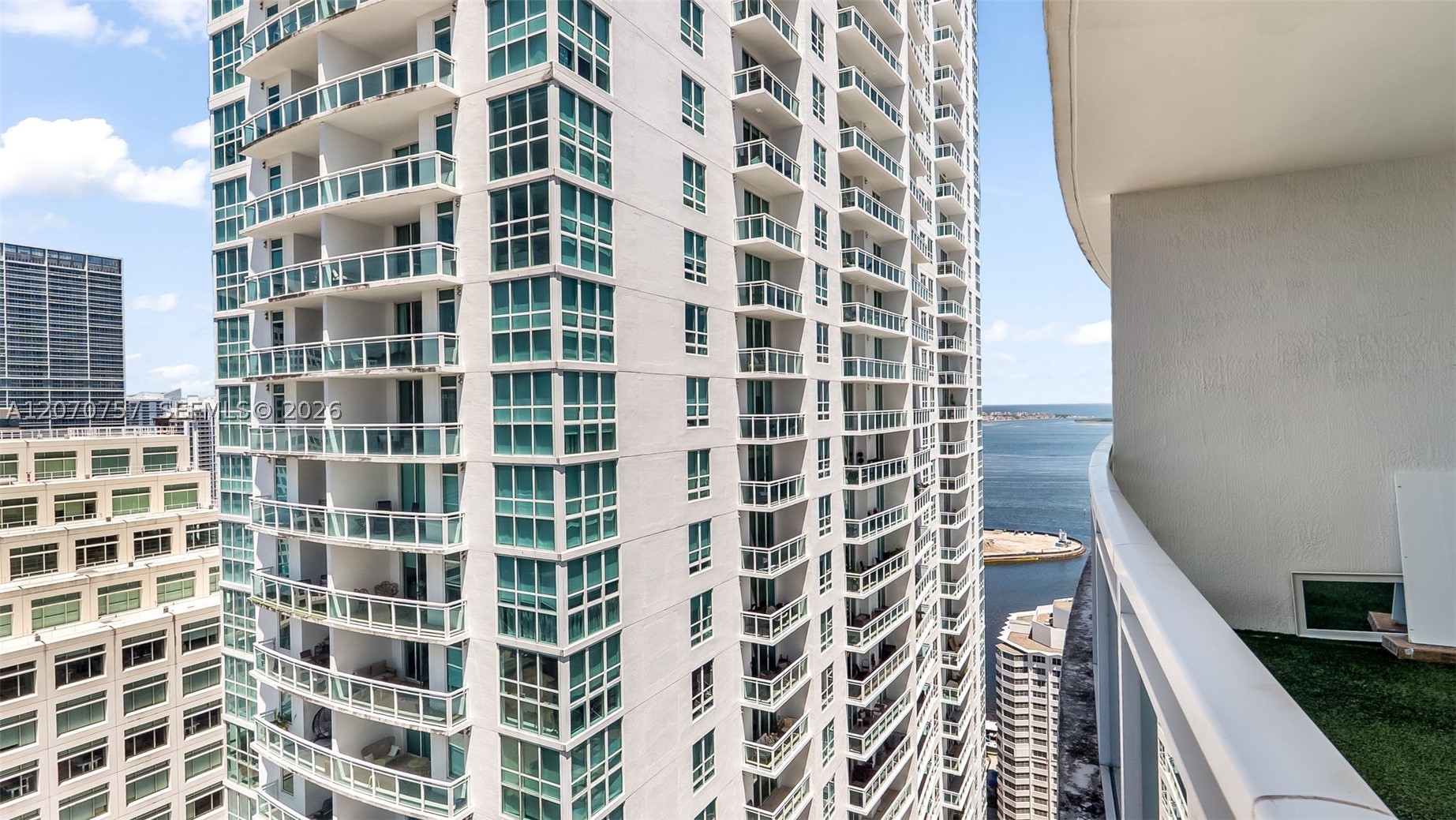 image The Plaza on Brickell West21