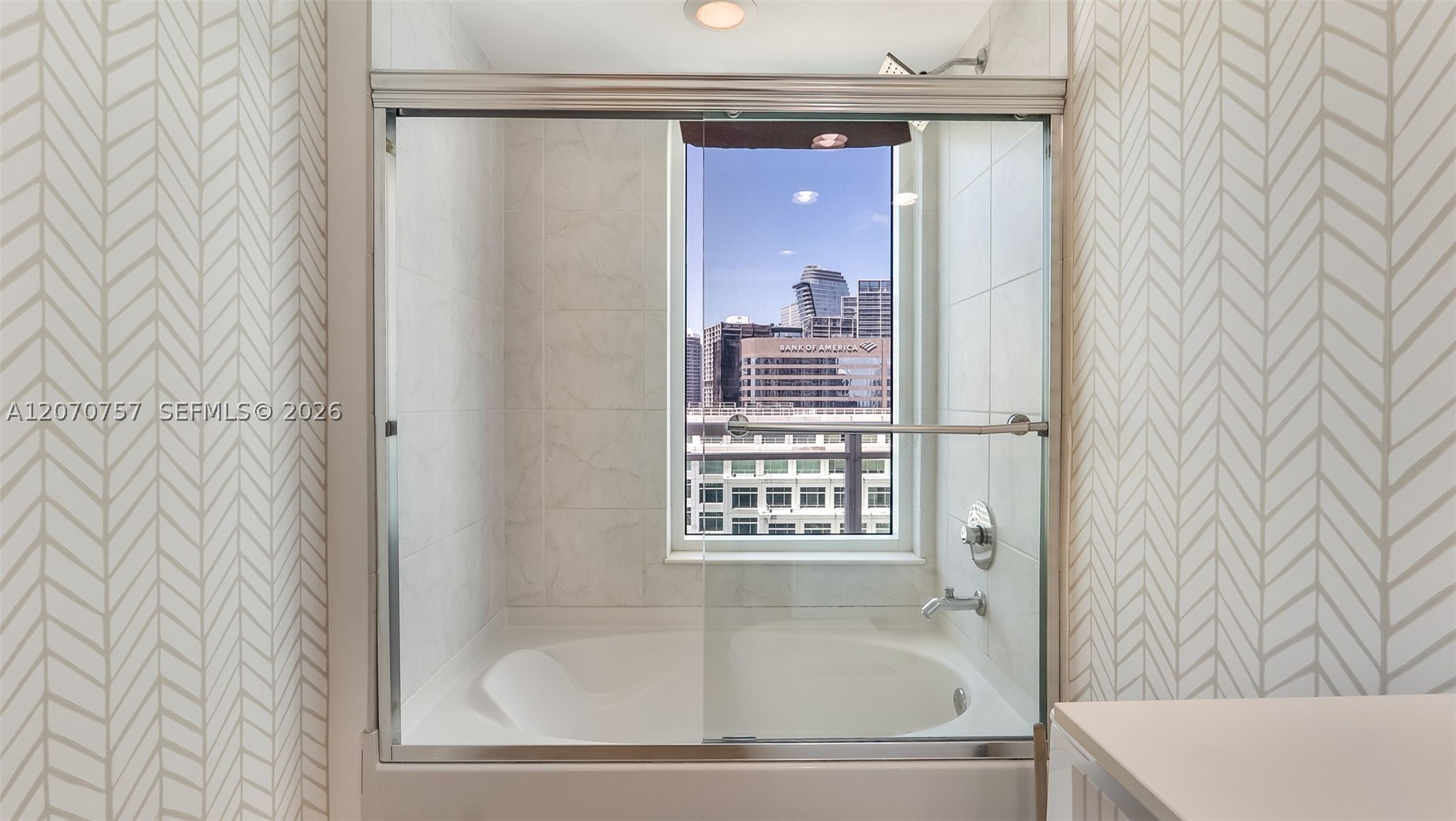 image The Plaza on Brickell West24