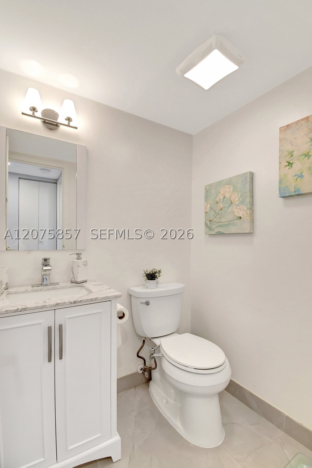 image Arlen House East10