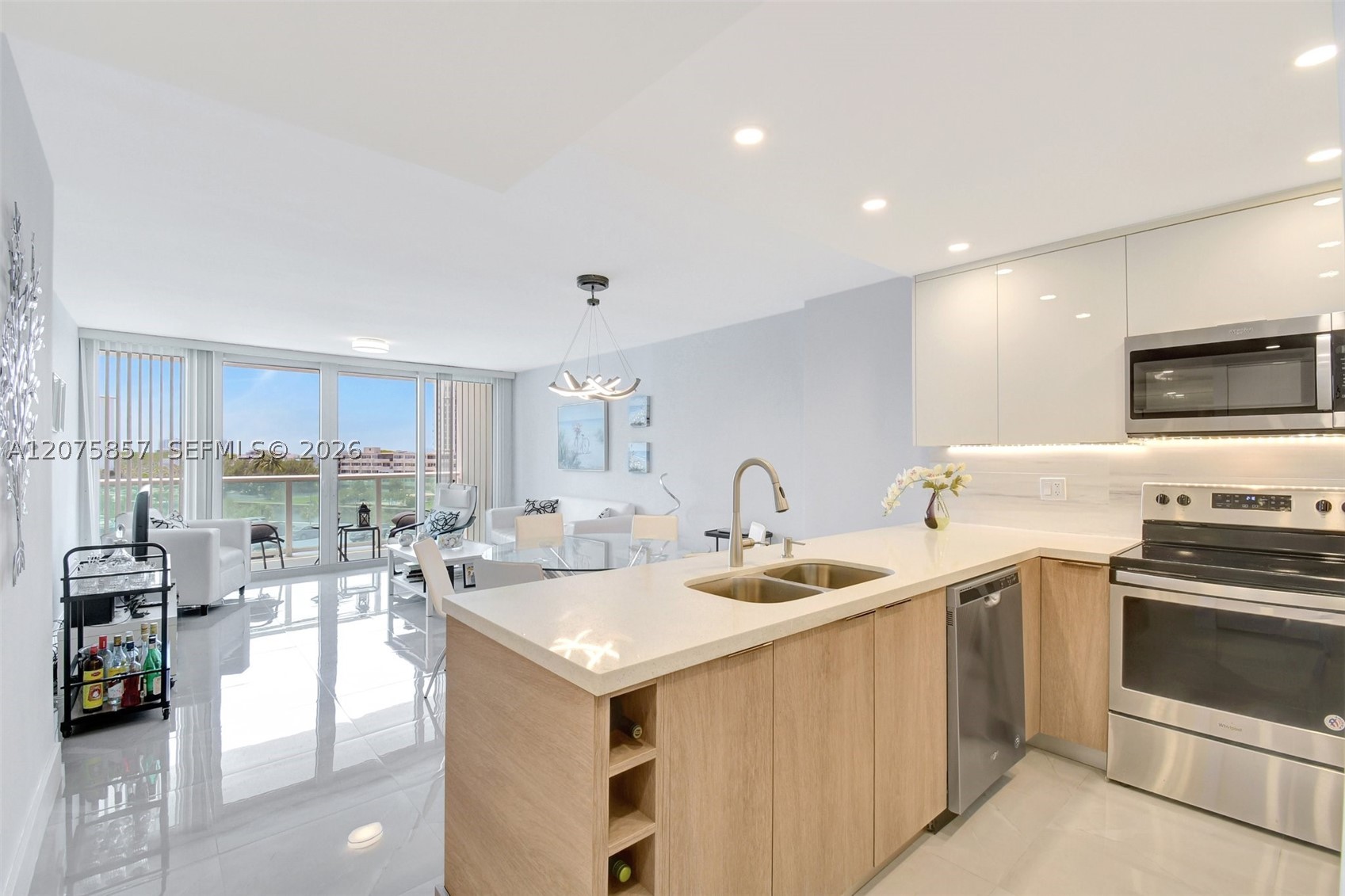image Arlen House East5