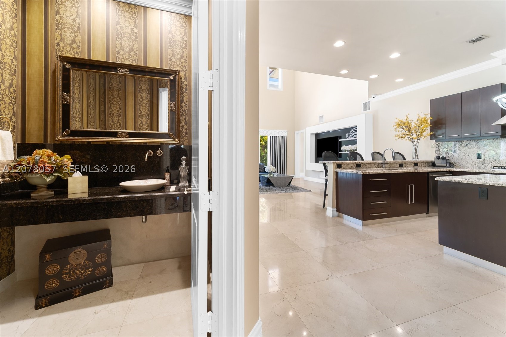 275 189th Ter Sunny Isles Beach, FL 33160