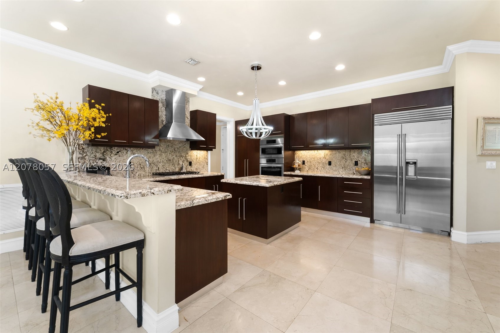 275 189th Ter Sunny Isles Beach, FL 33160