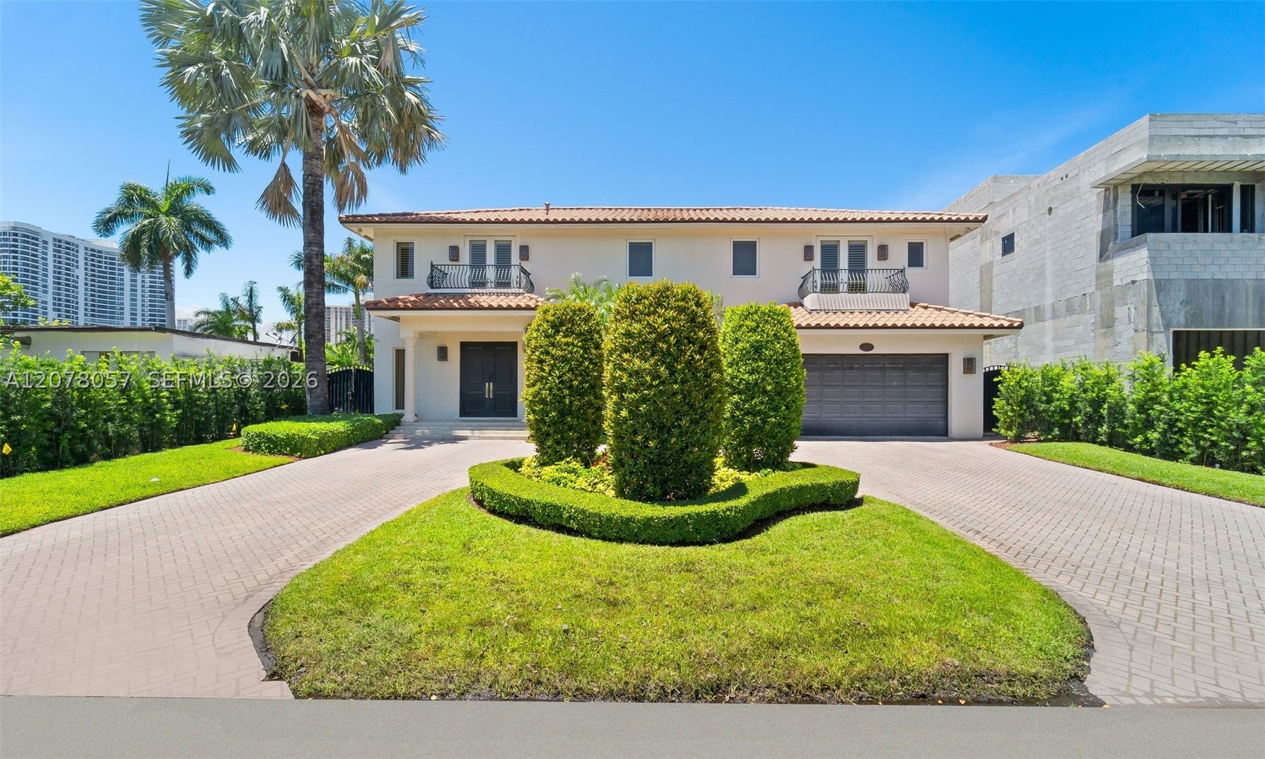 275 189th Ter Sunny Isles Beach, FL 33160