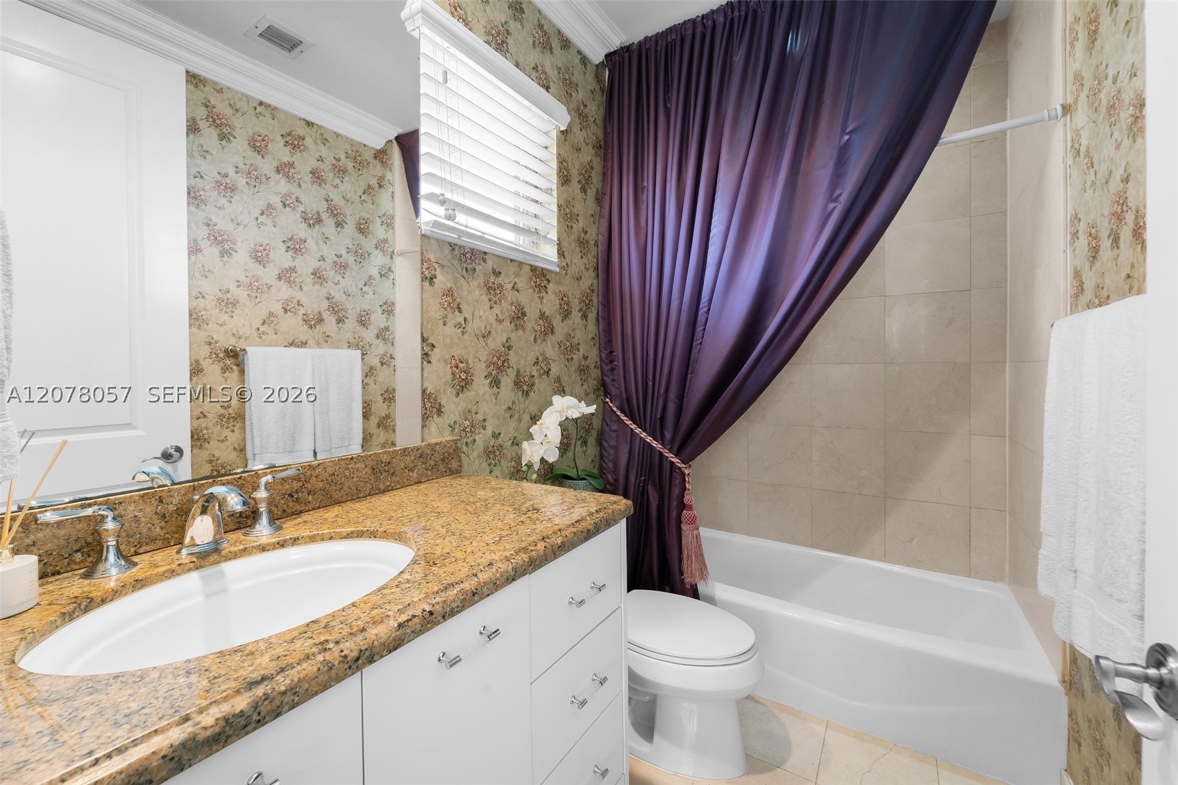 275 189th Ter Sunny Isles Beach, FL 33160